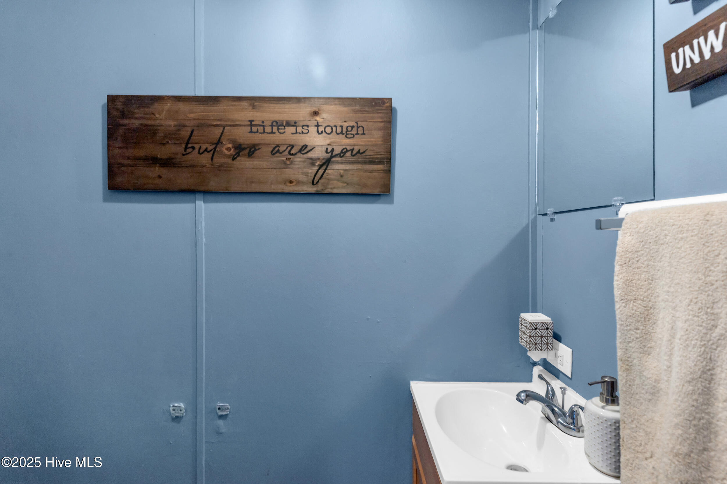 100543887 | Photo 21