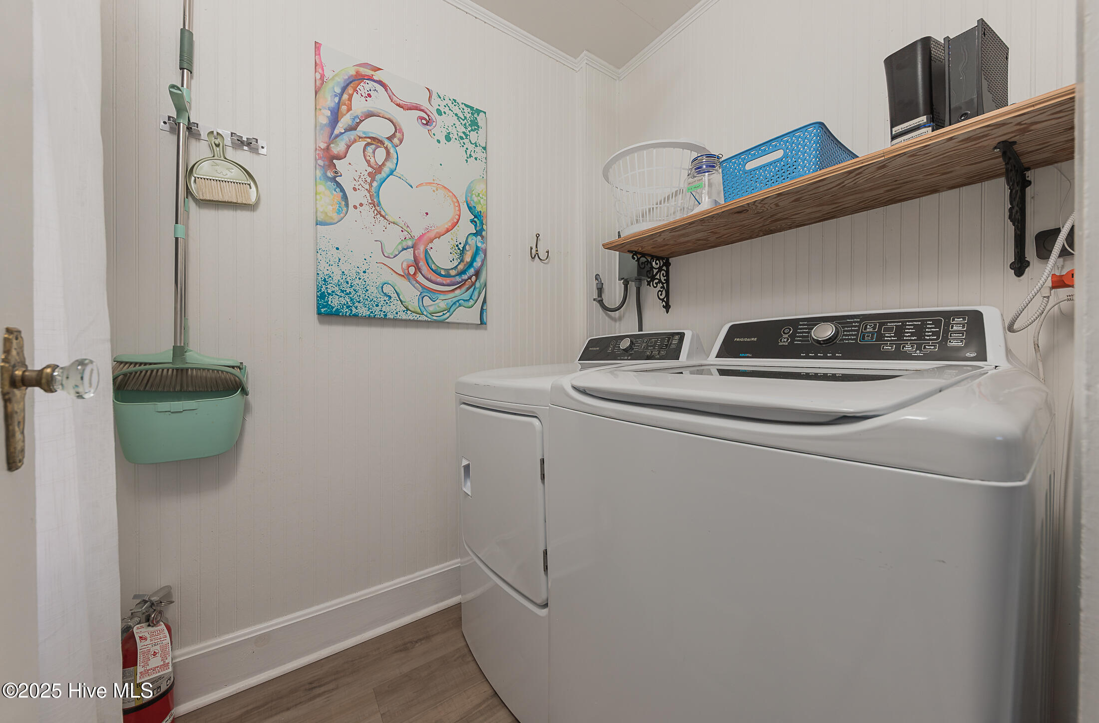 100544224 | Photo 21