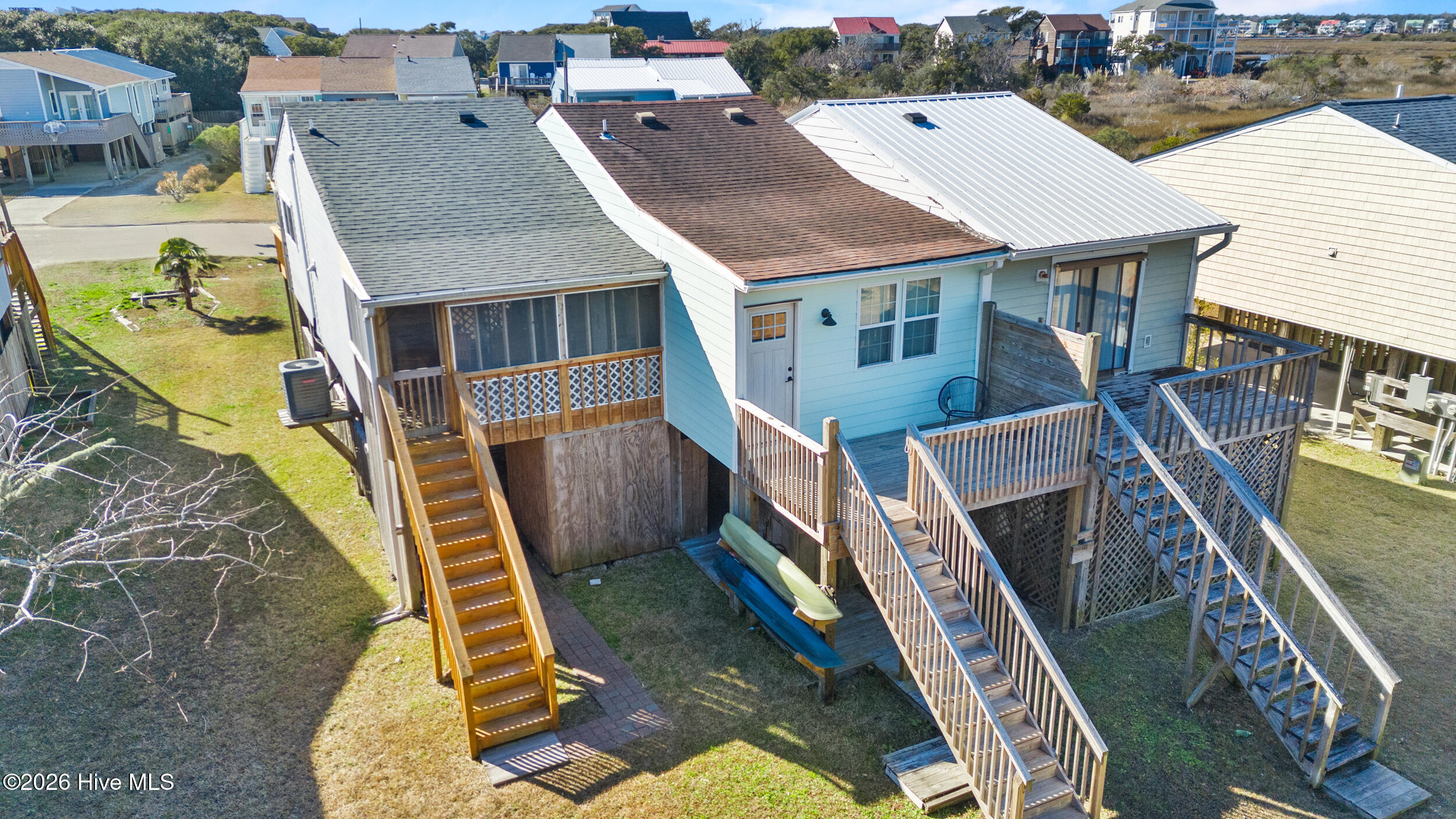 100549784 | Photo 33