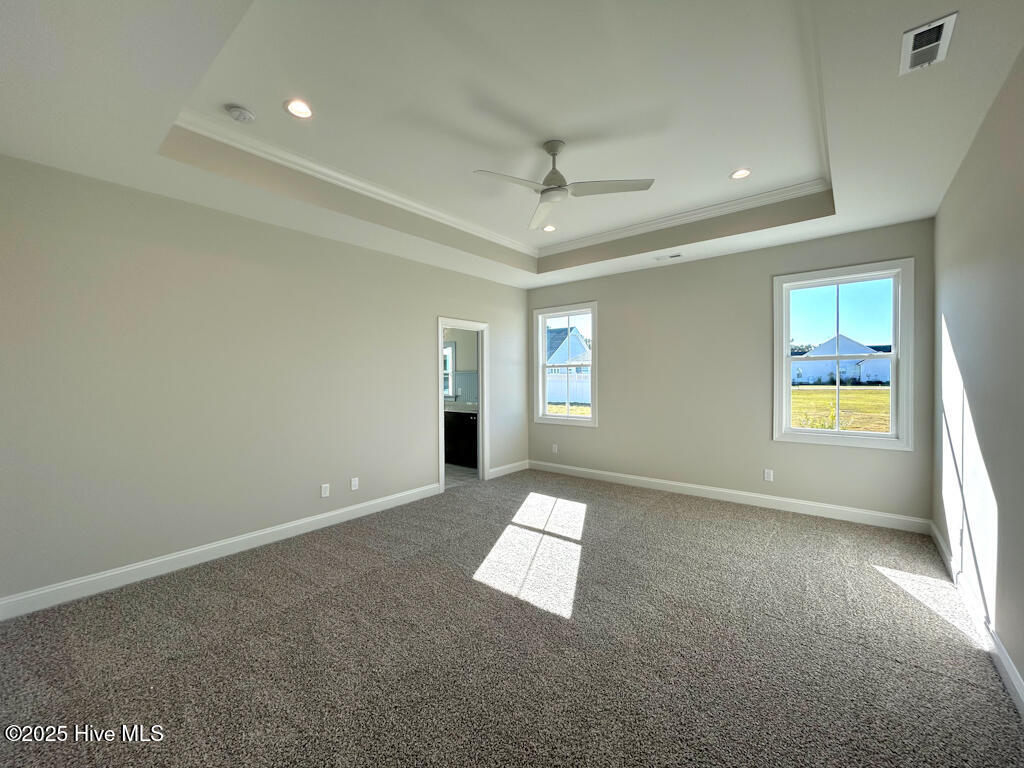 100510187 | Photo 54