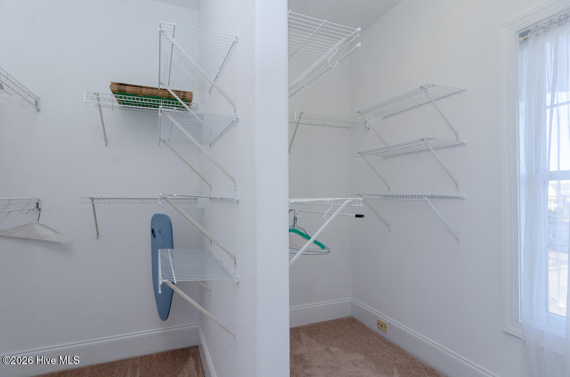 100550509 | Photo 38