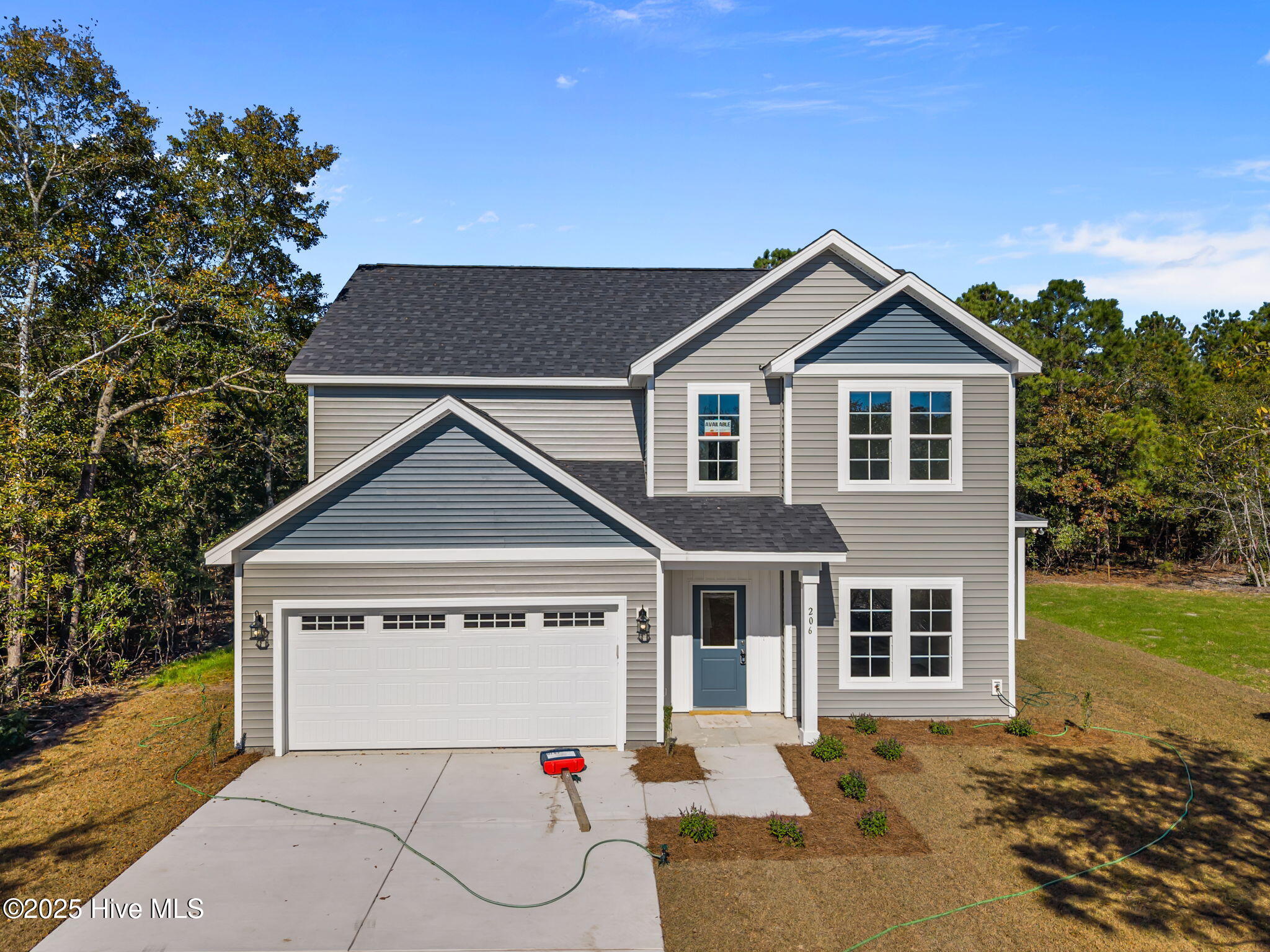 100509349 | Photo 30