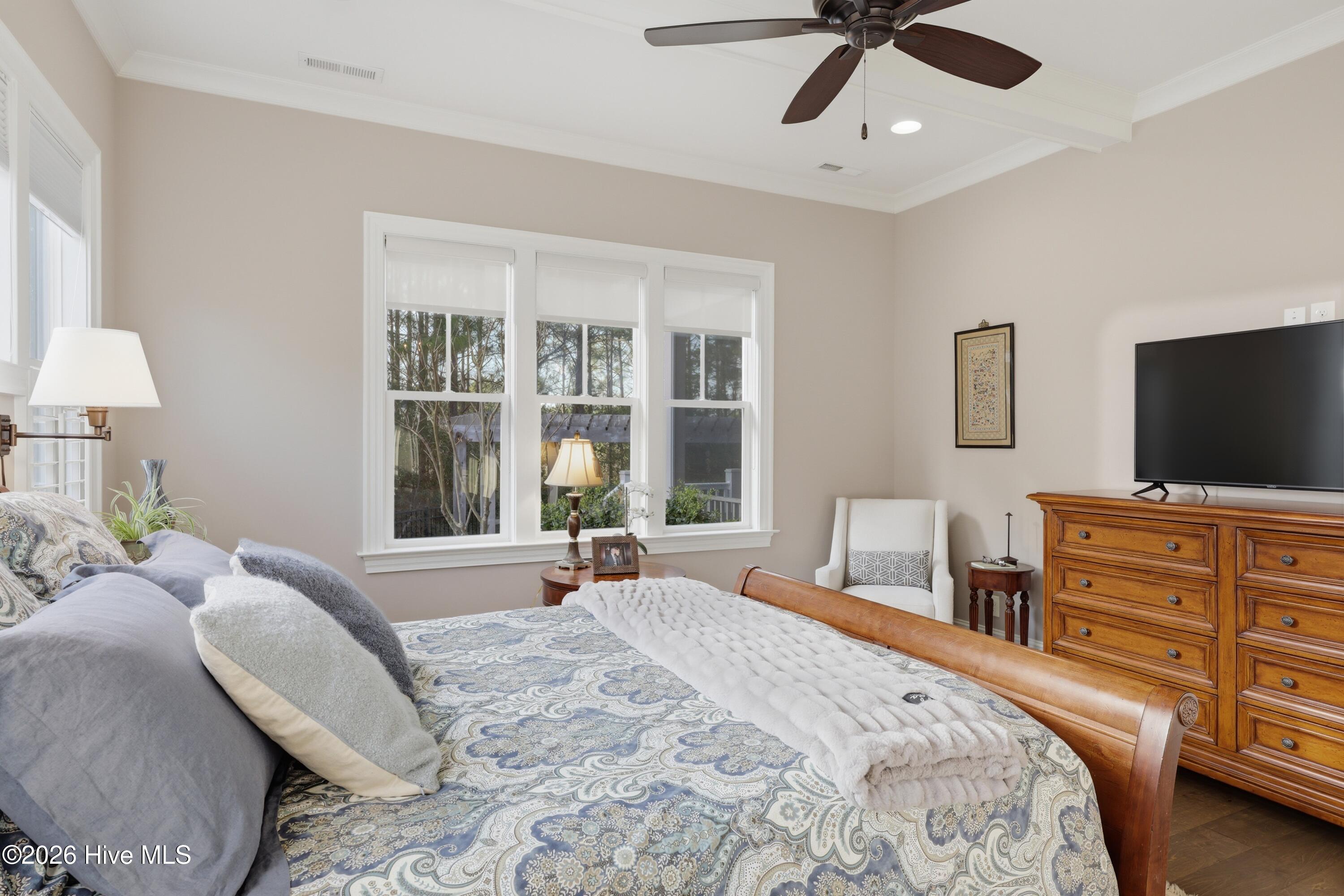 100560697 | Photo 43