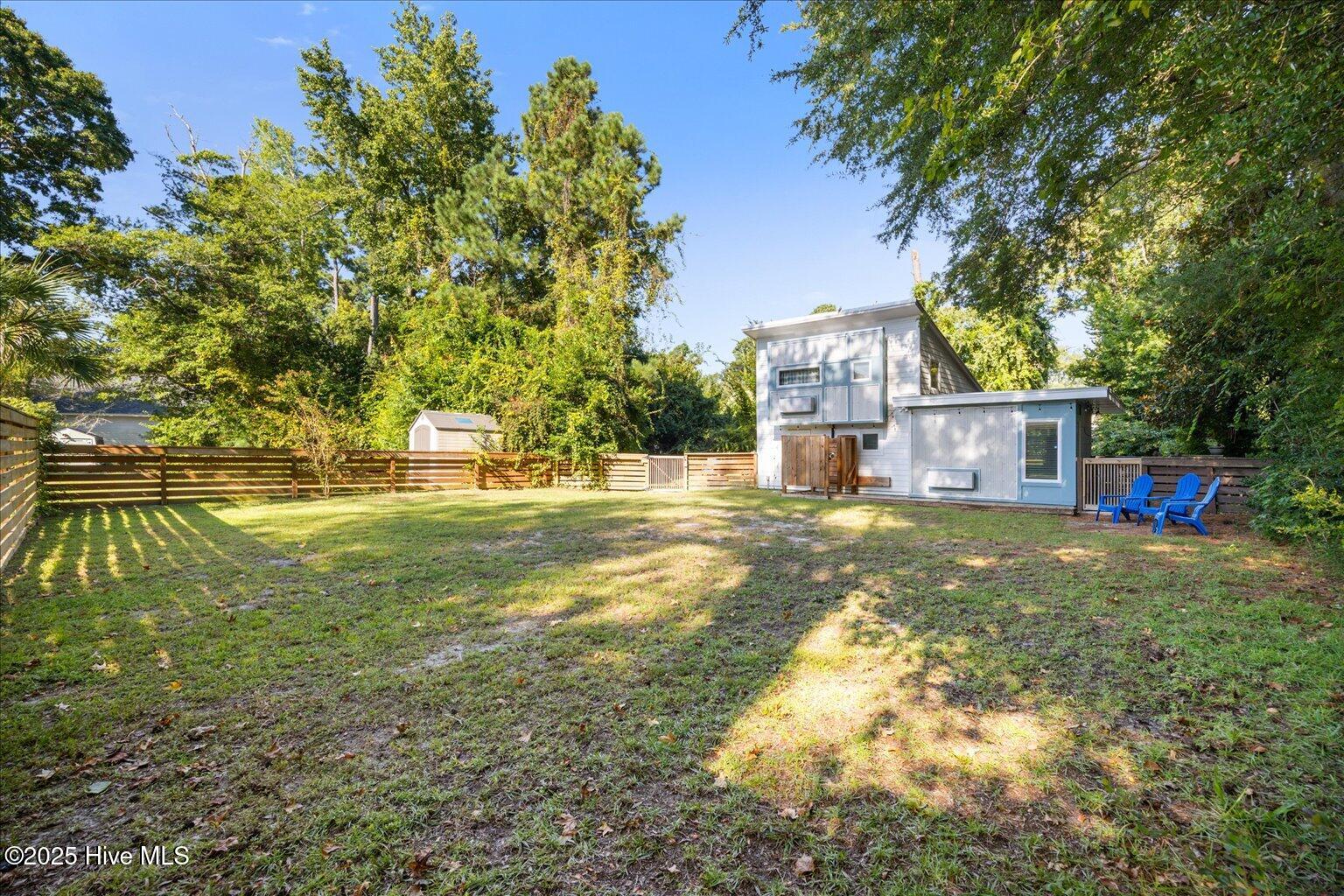 100528295 | Photo 45