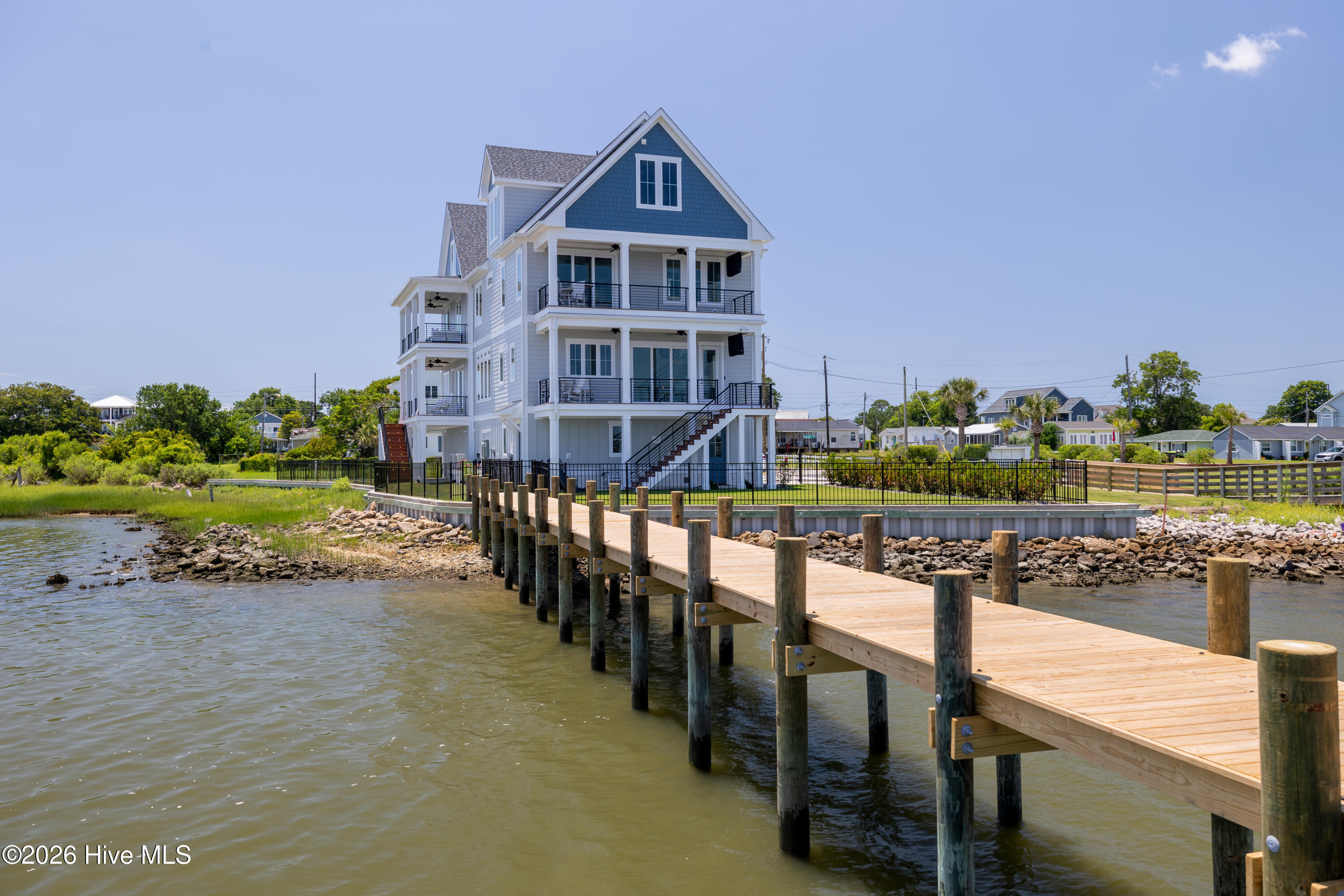 514 N 11th Street B,Morehead City