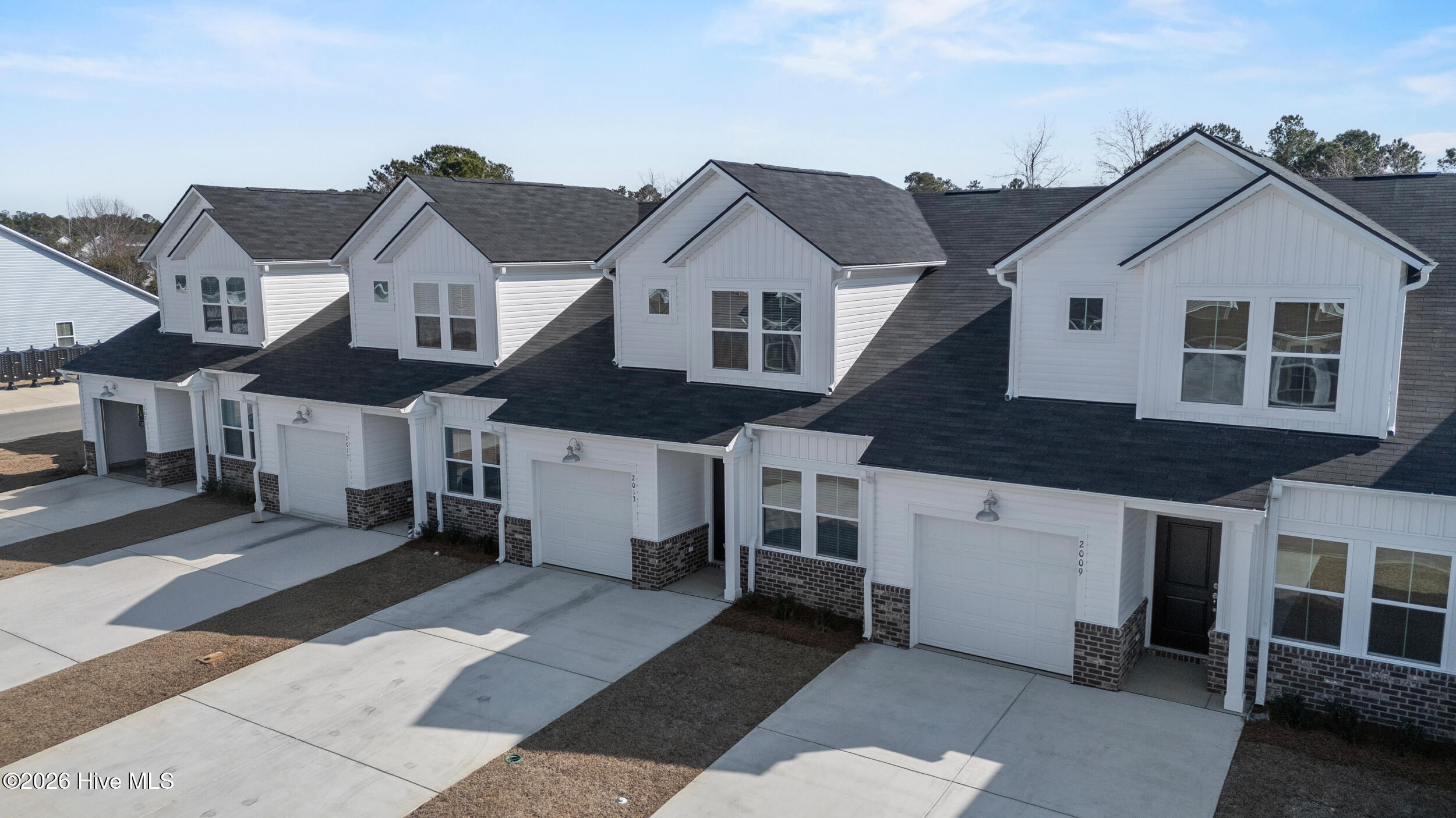 100554337 | Photo 42