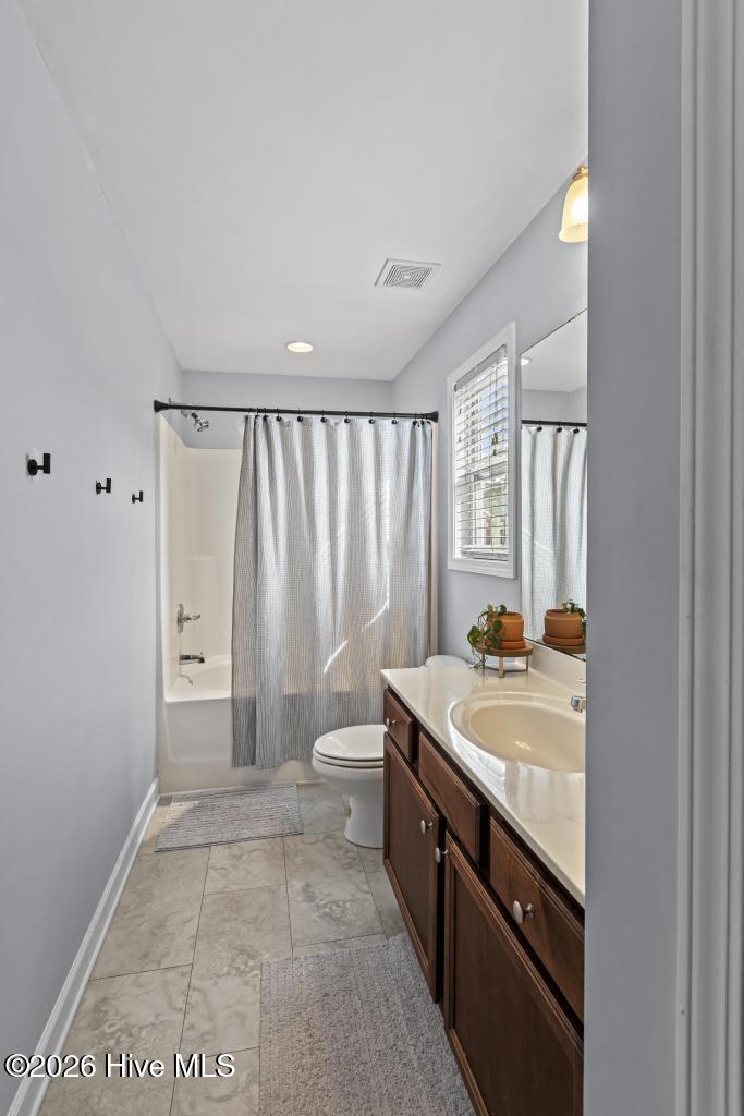 100555022 | Photo 24