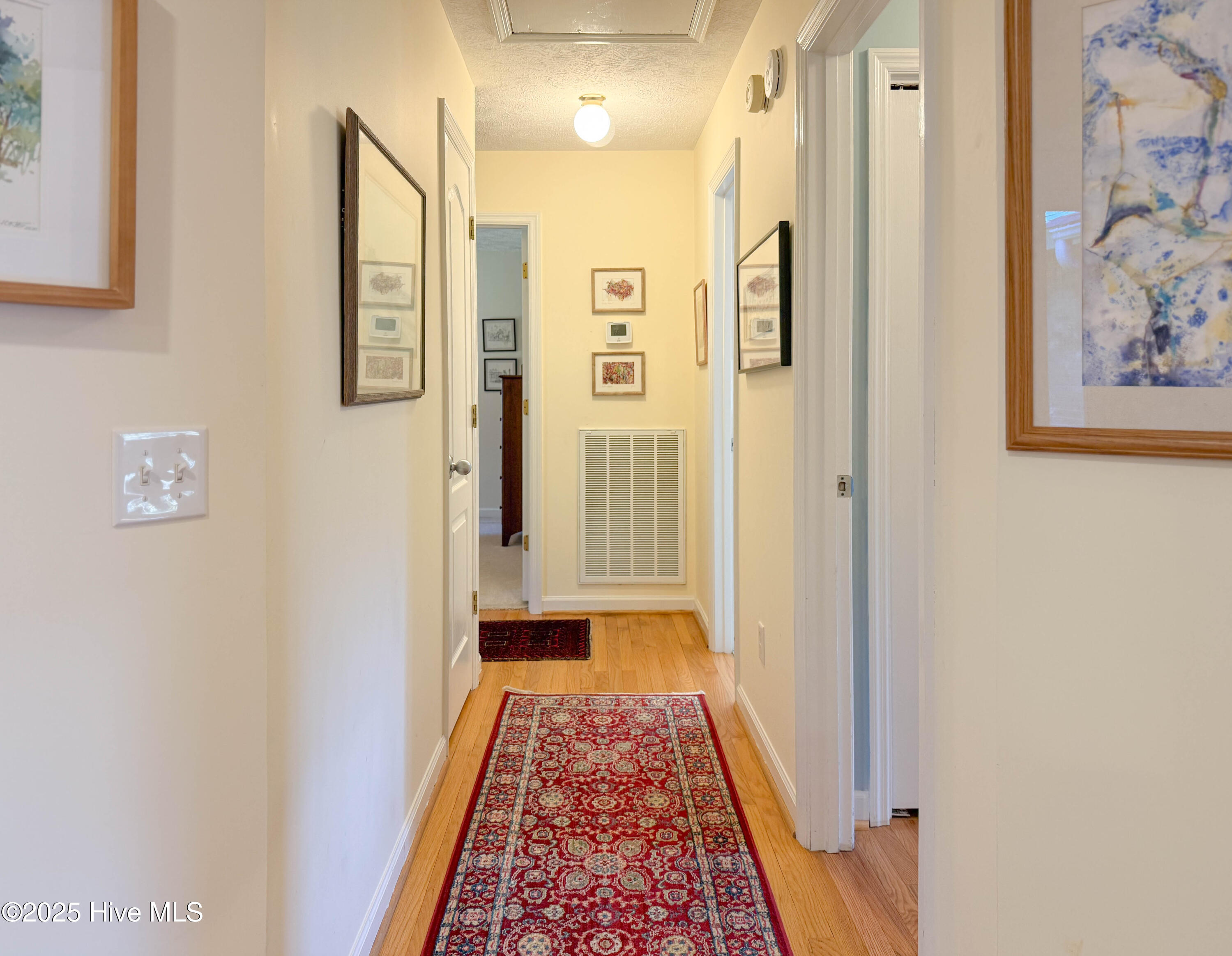 100538841 | Photo 31