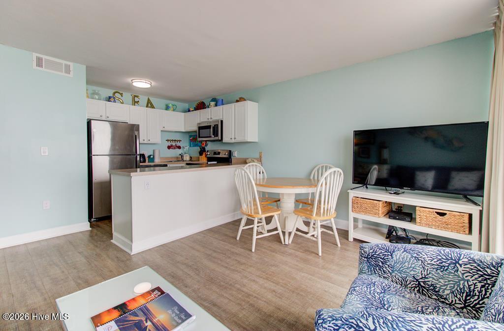 100552716 | Photo 14