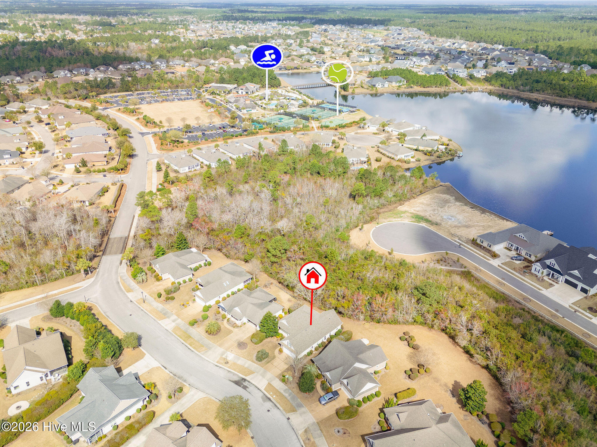 100565690 | Photo 53