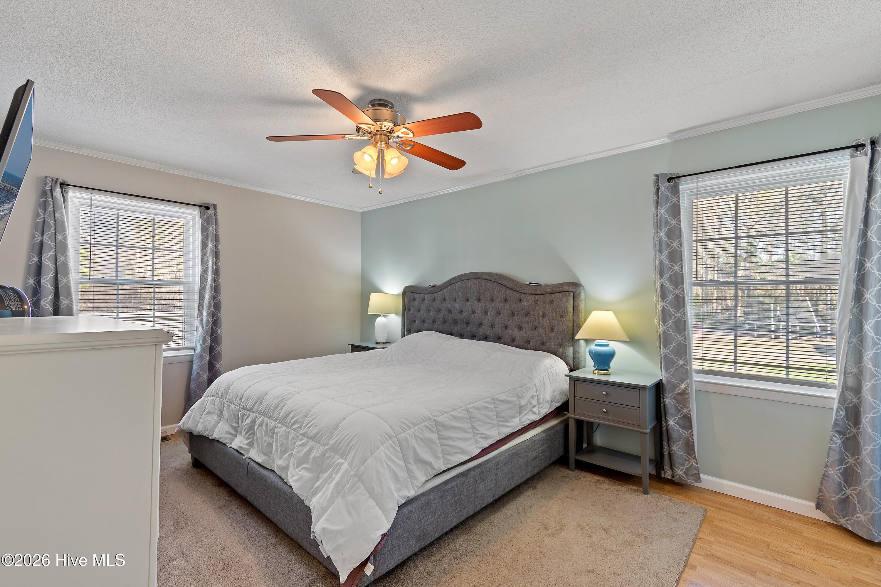 100550559 | Photo 21