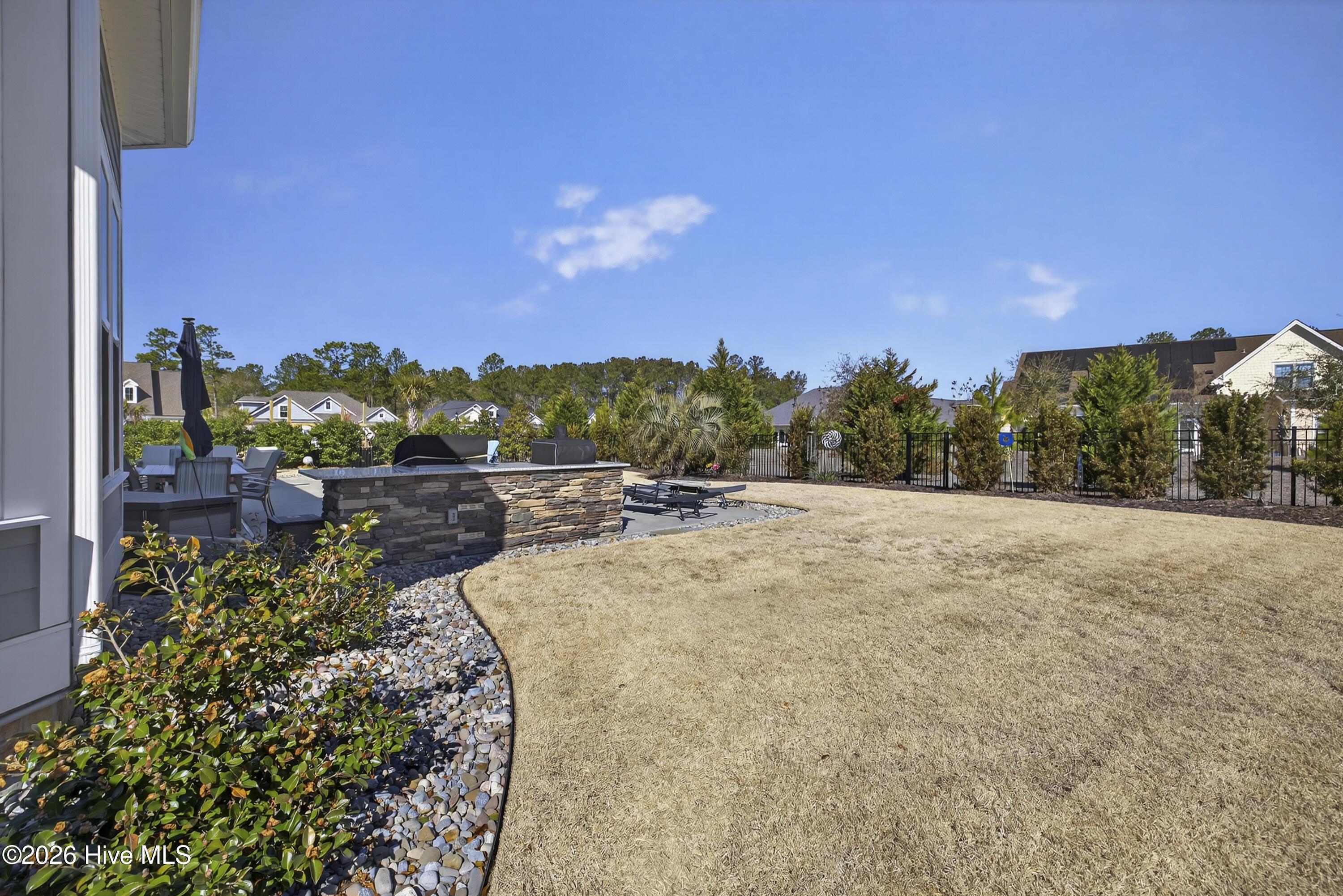 100556543 | Photo 44