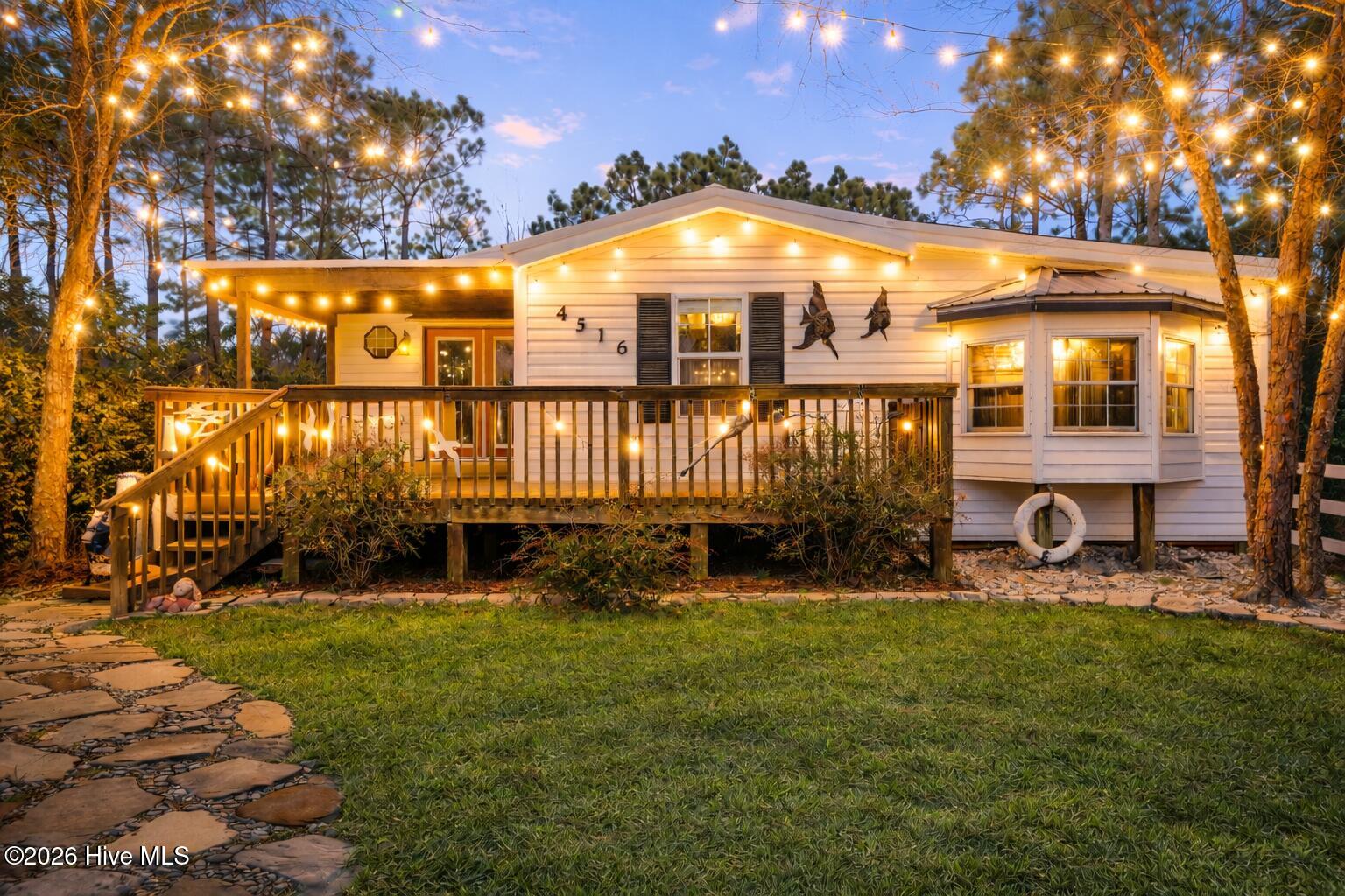 100552632 | Photo 53