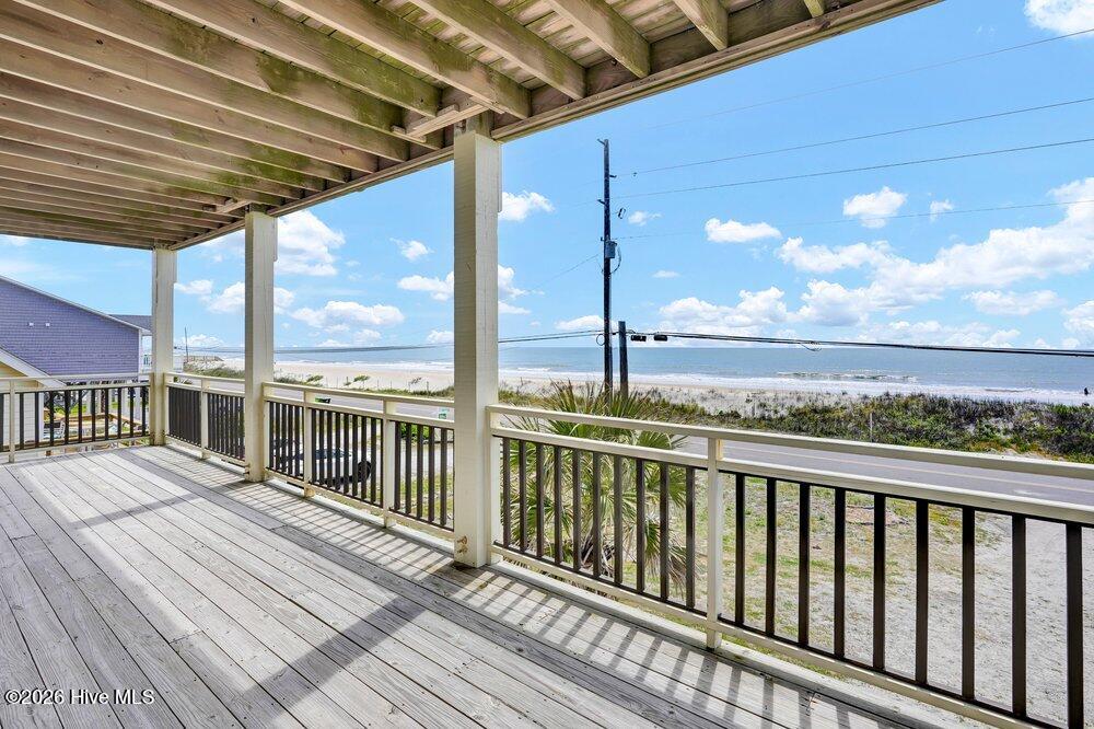 100567511 | Photo 15