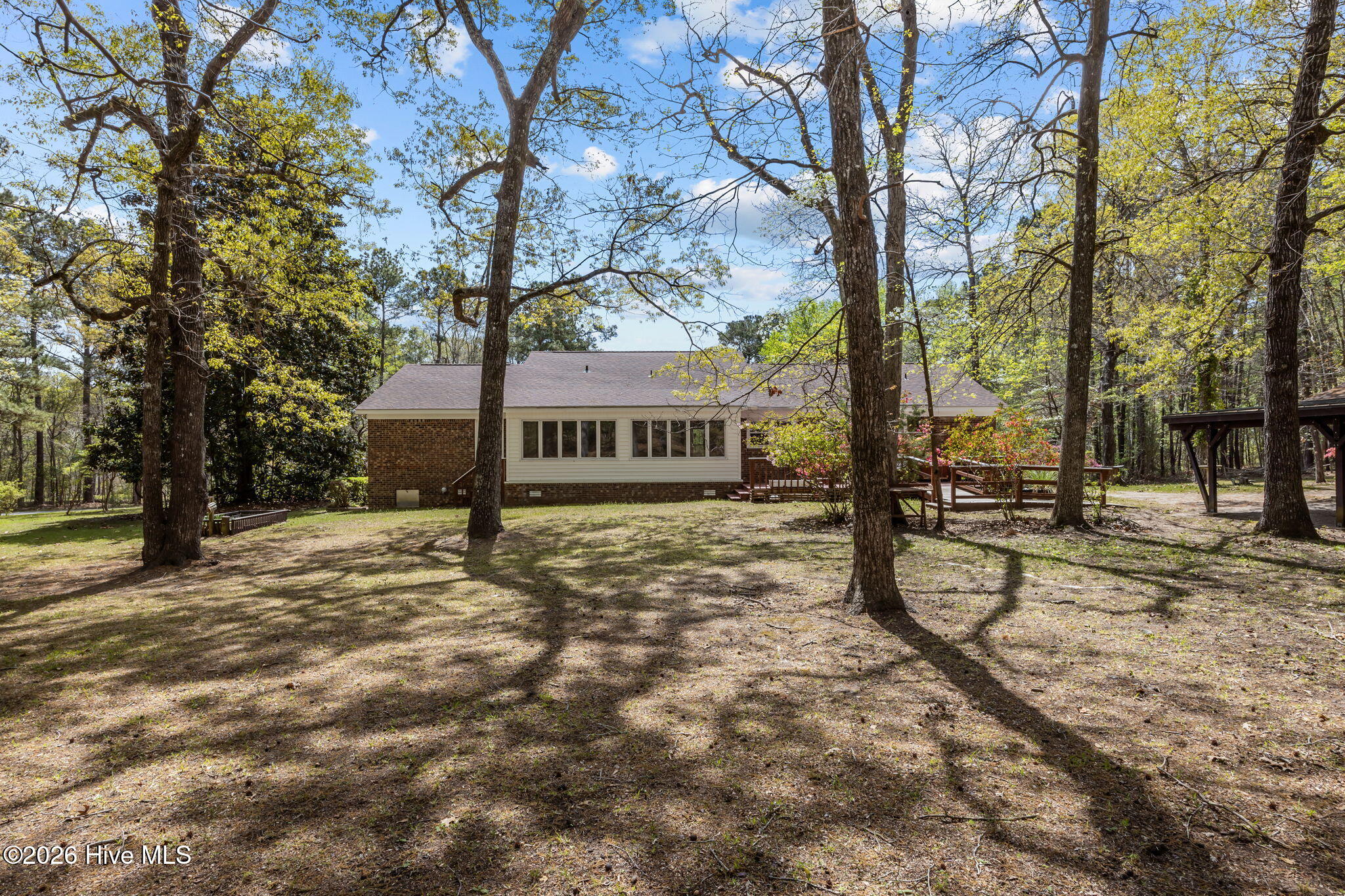 512 Raymond Drive,Arapahoe