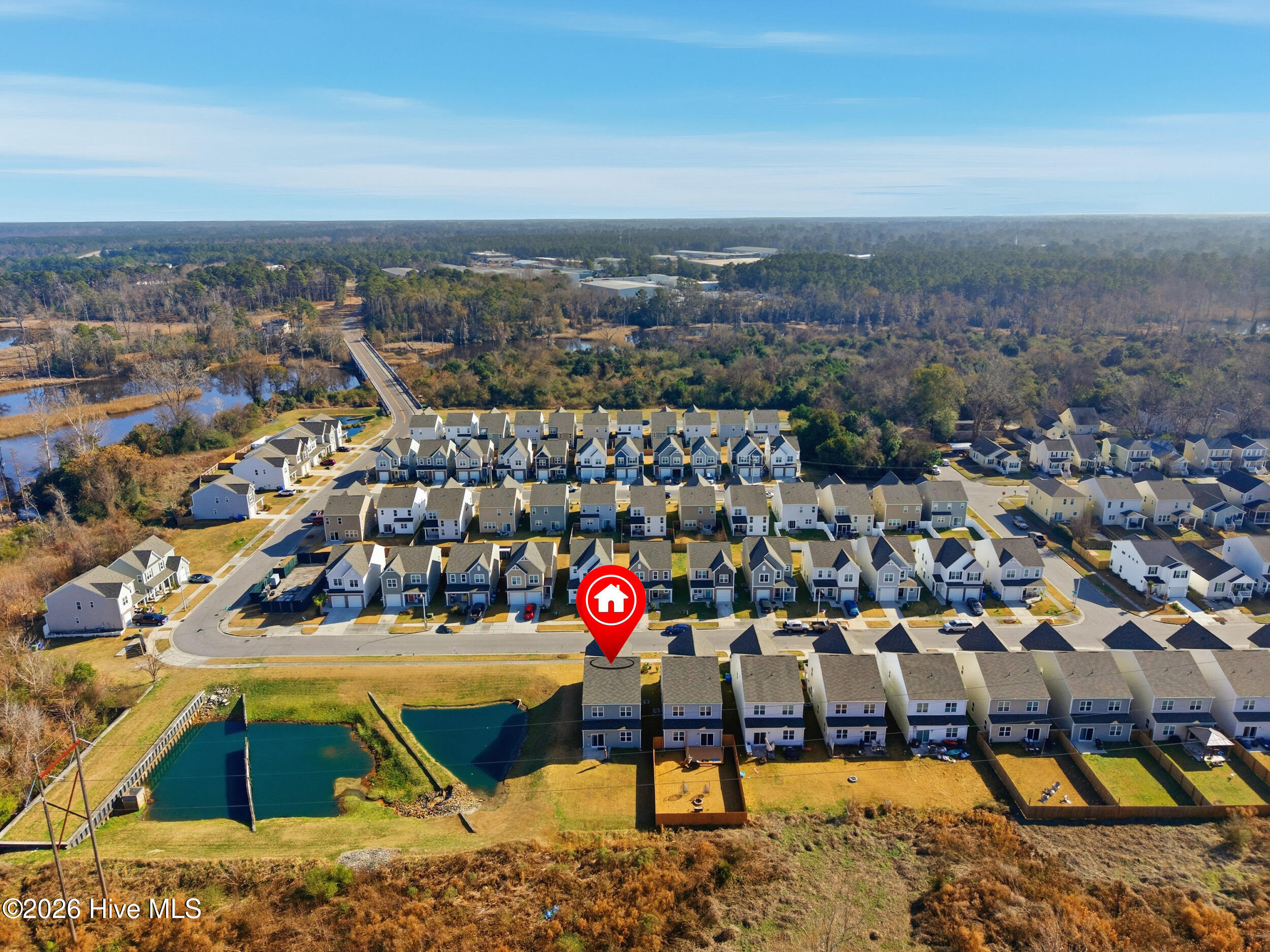 100548887 | Photo 43