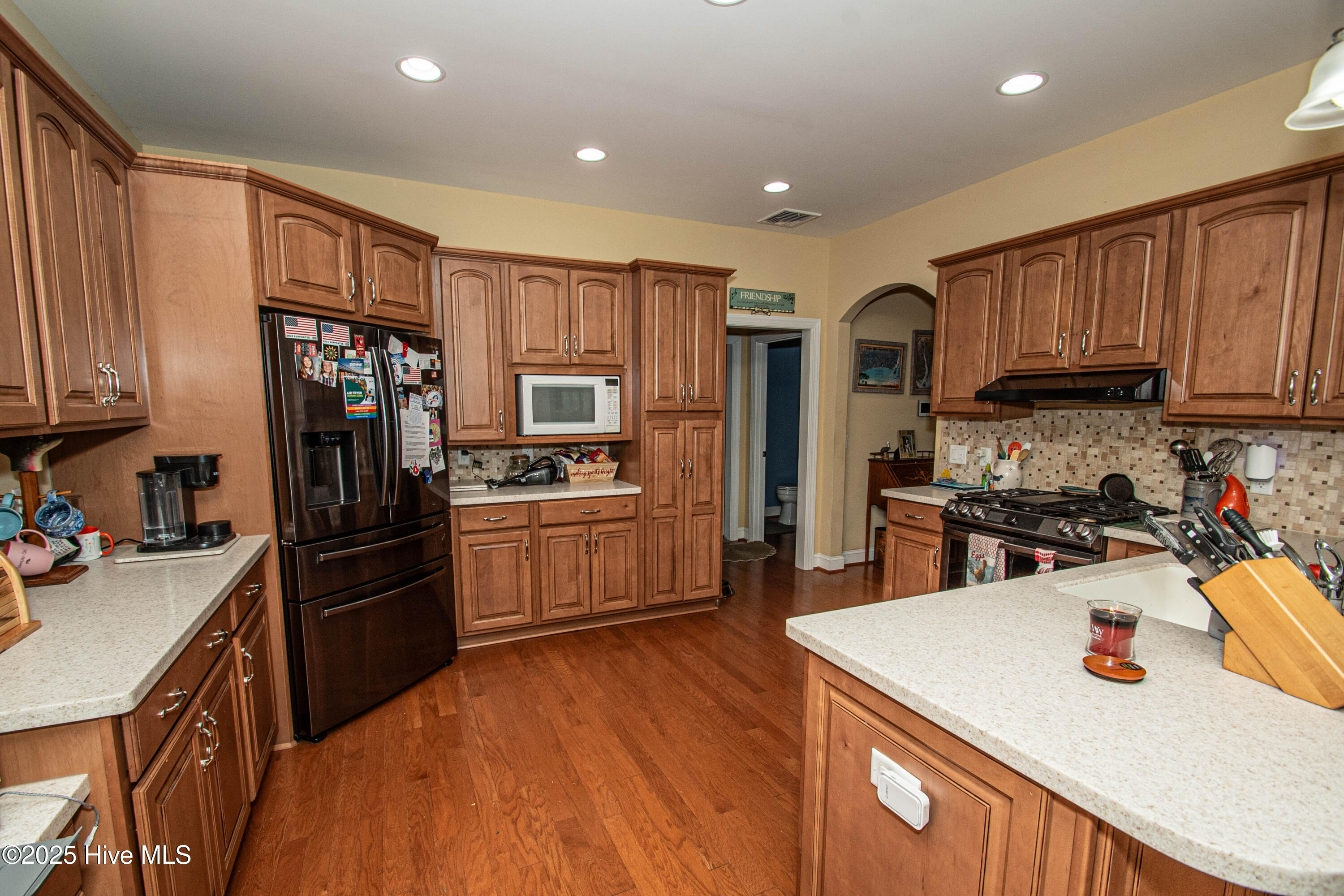 100544337 | Photo 21