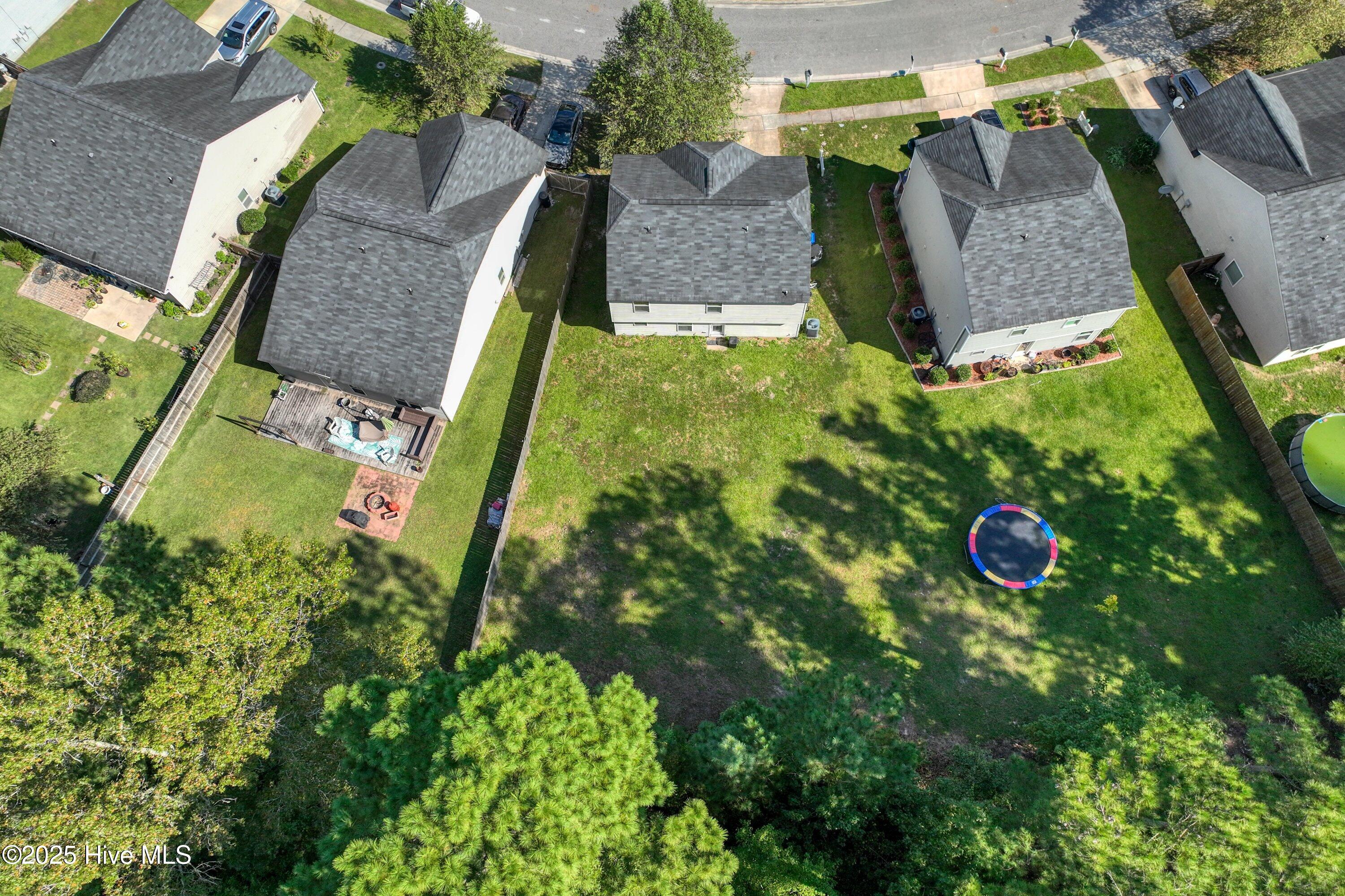 100532603 | Photo 28