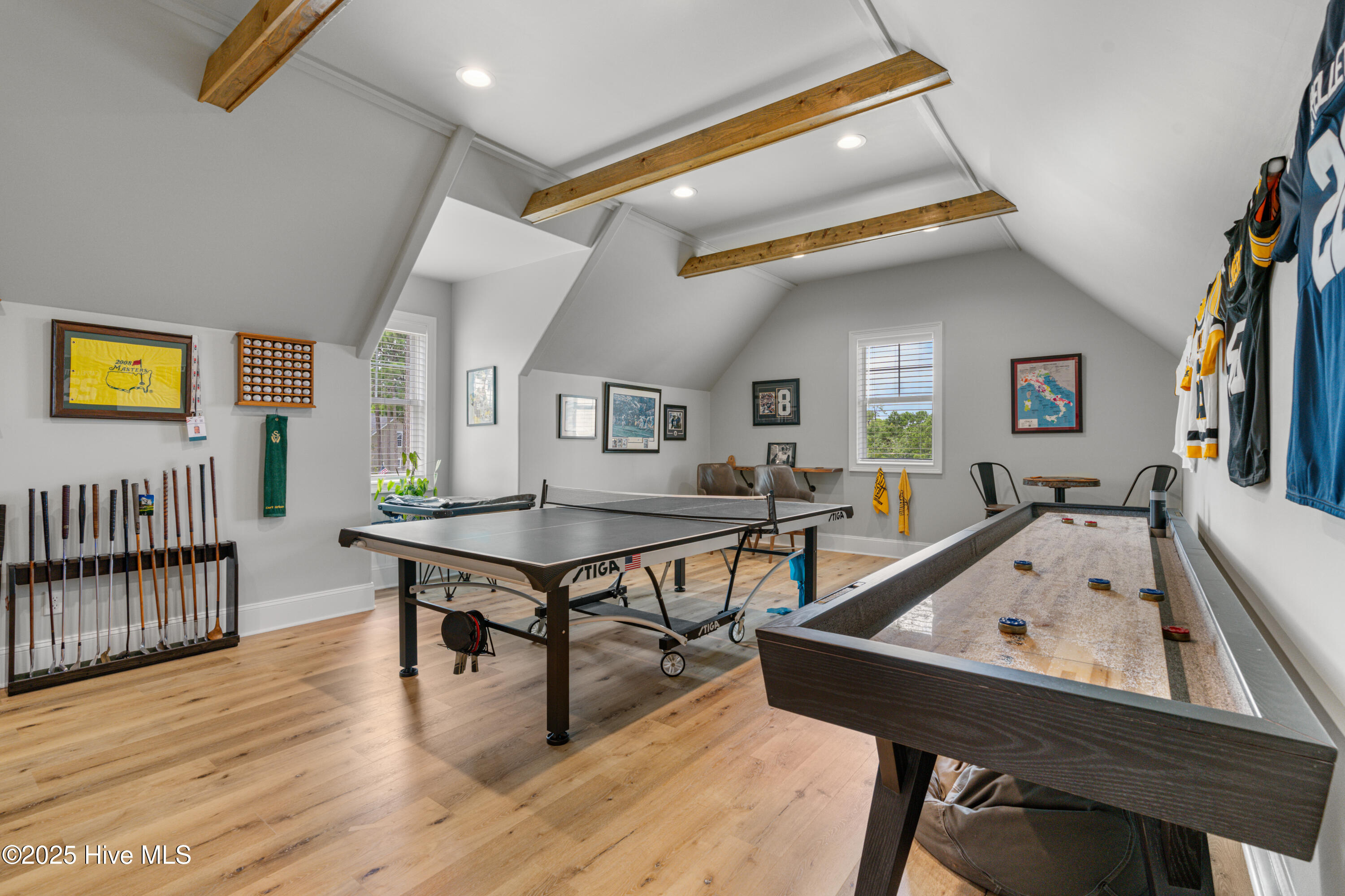 100551576 | Photo 48