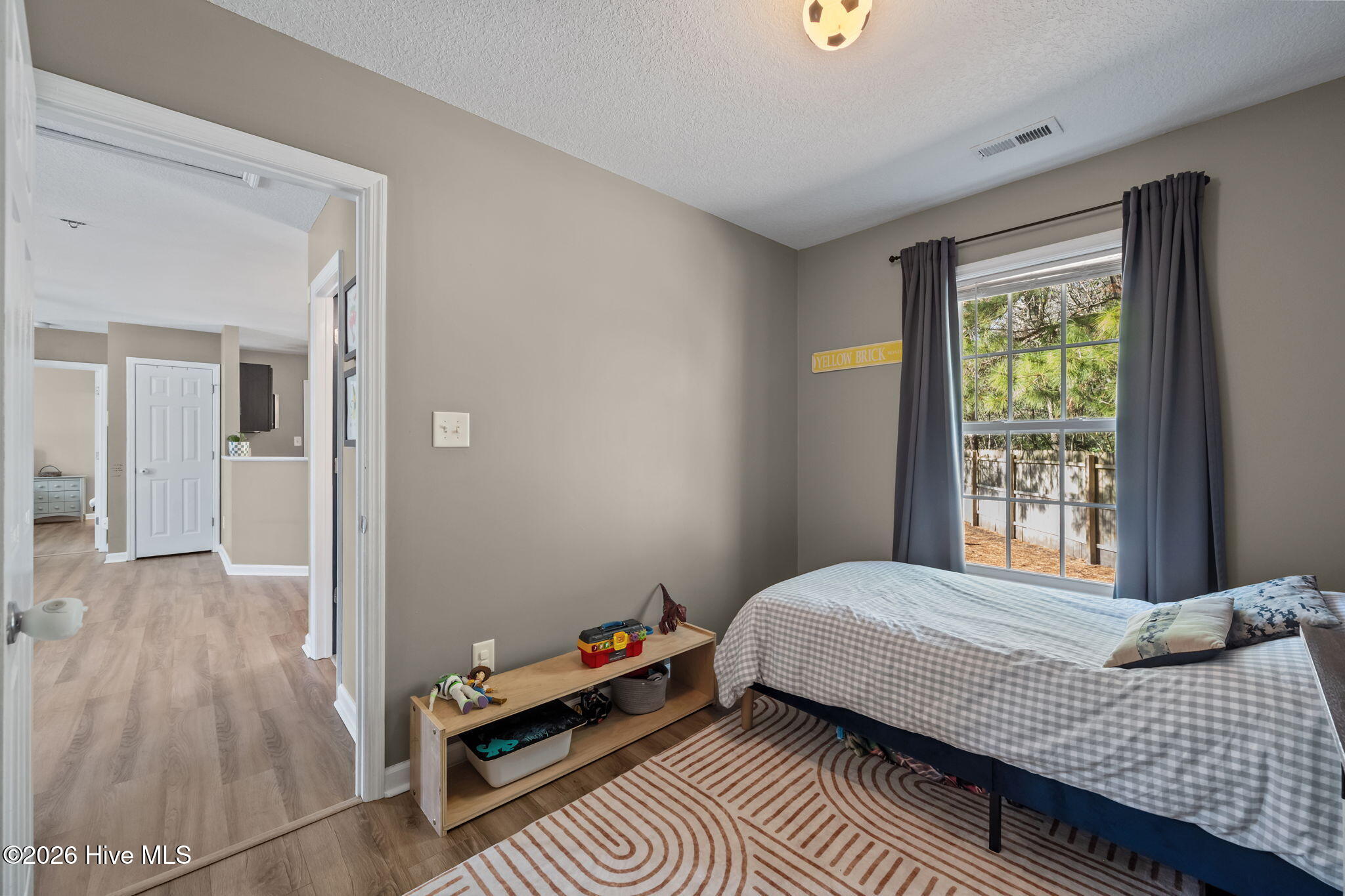 100552556 | Photo 30