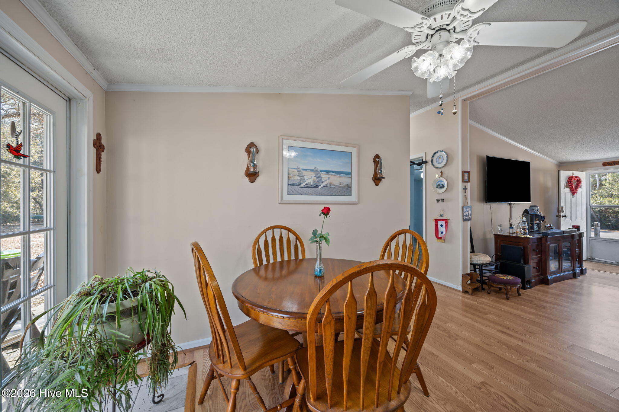 100554674 | Photo 15