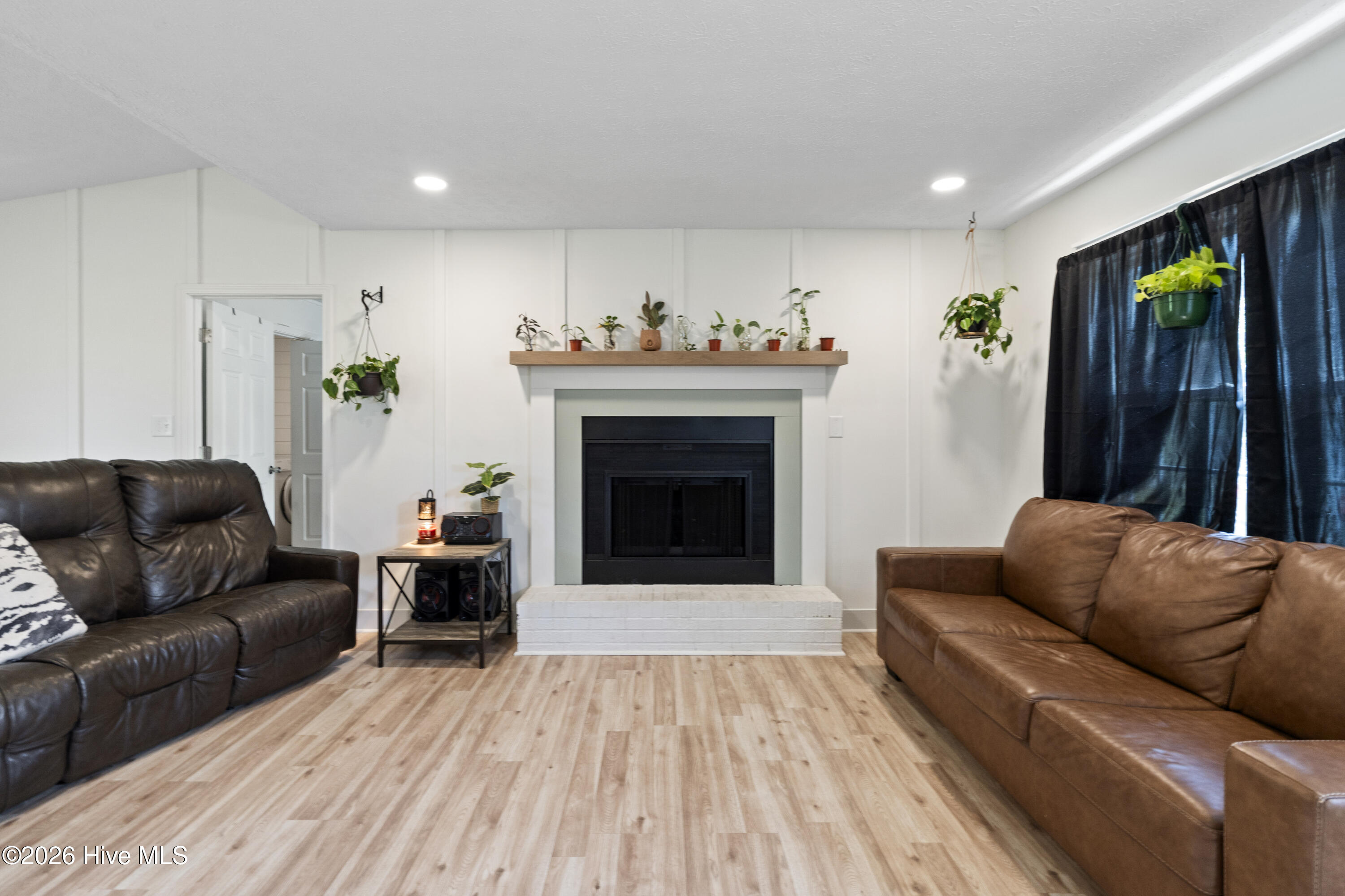 4th image of 111 Pirates Ln, Havelock, NC 28532 | MLS# 100596032