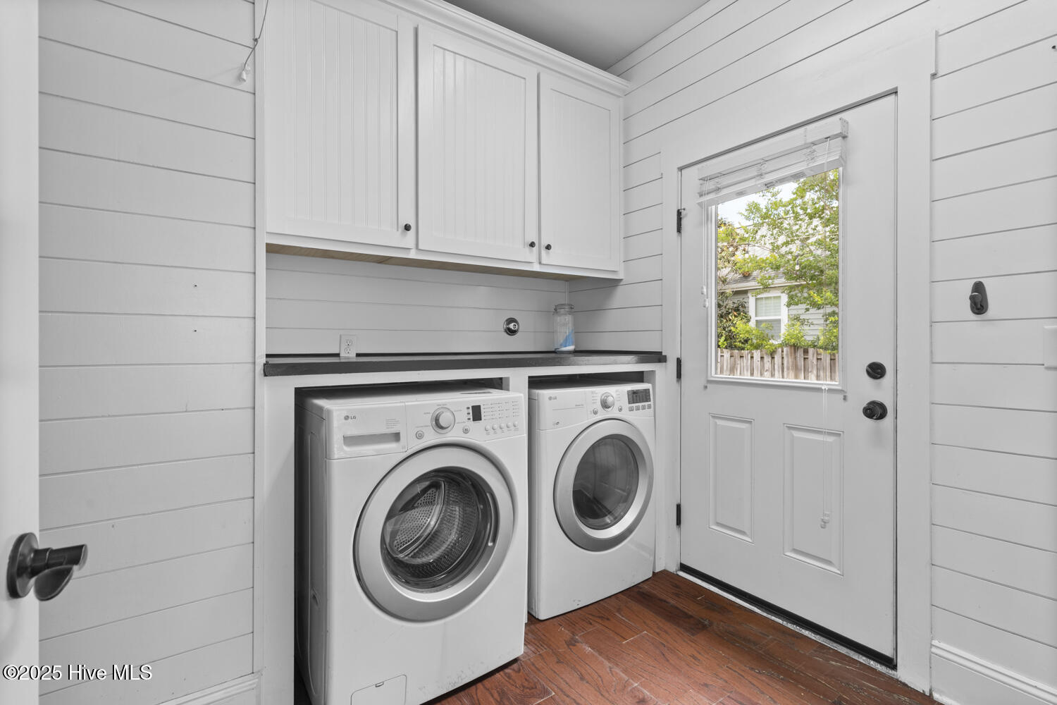 100507529 | Photo 19