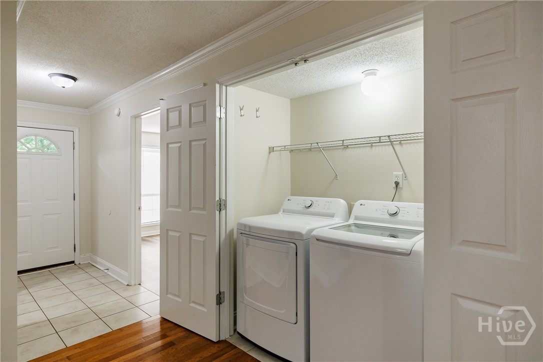 1055 Baxter Street 502