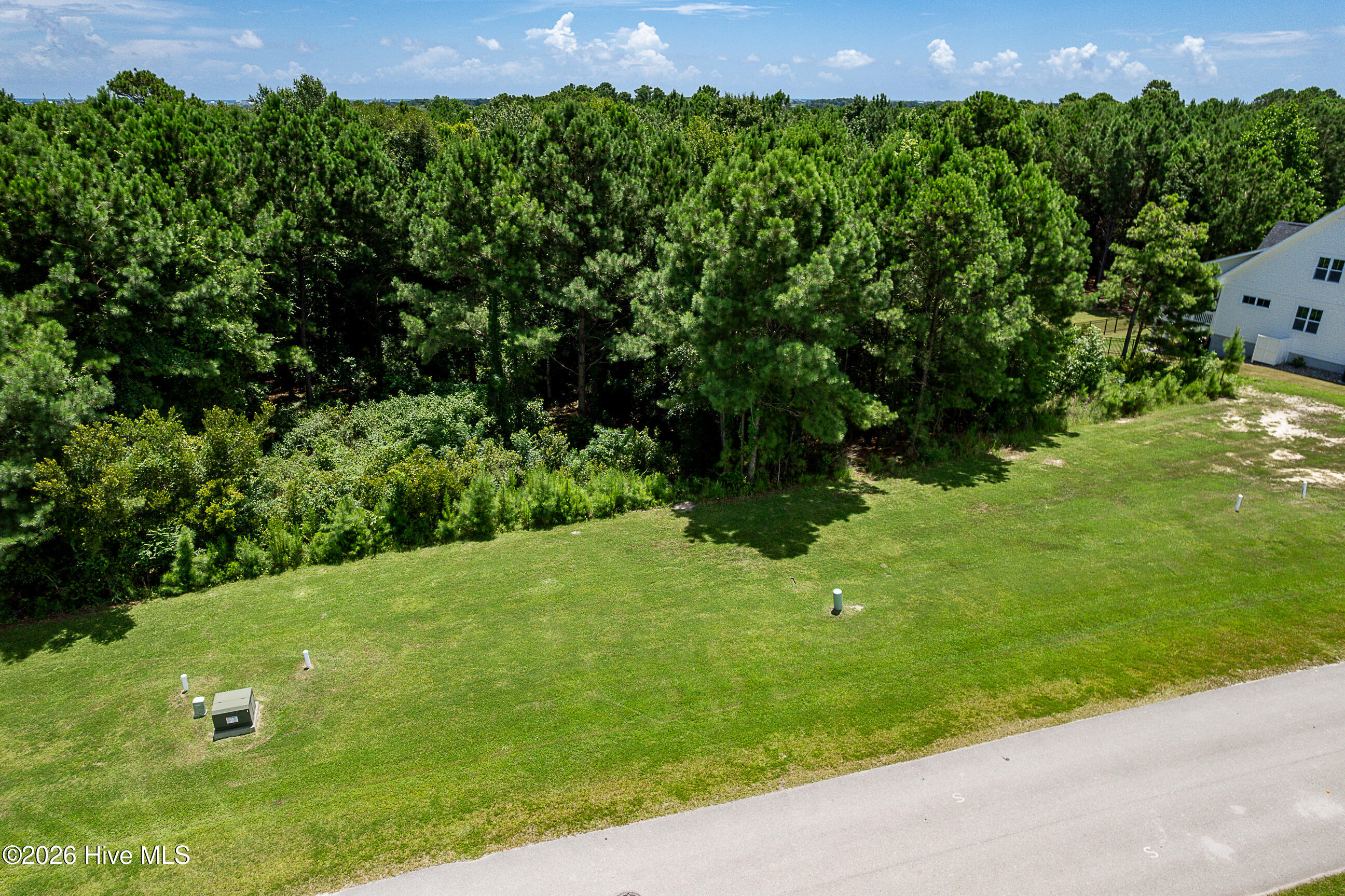 100560315 | Photo 14