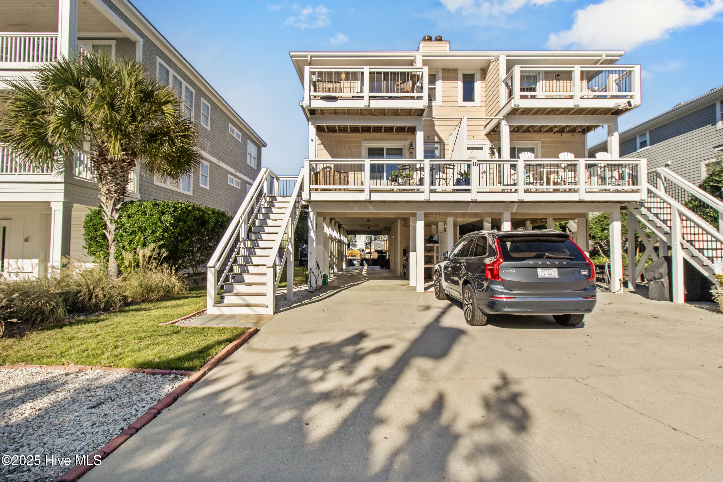 100536878 | Photo 47