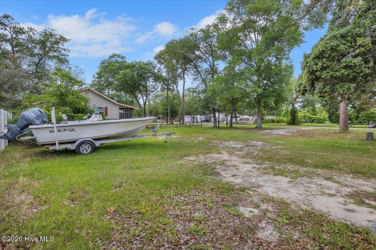 100551902 | Photo 96