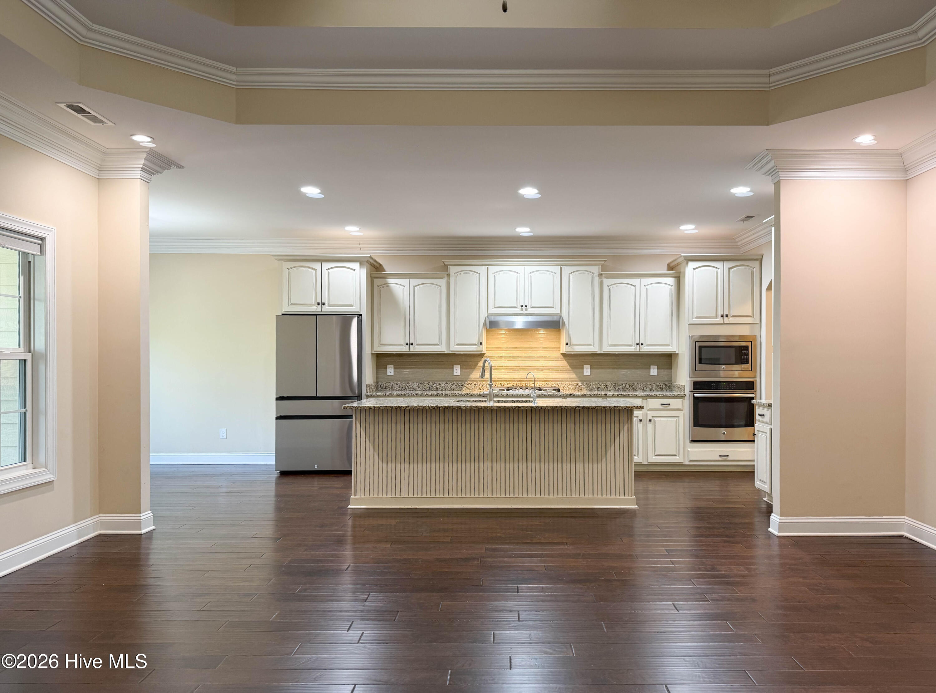 100564868 | Photo 15