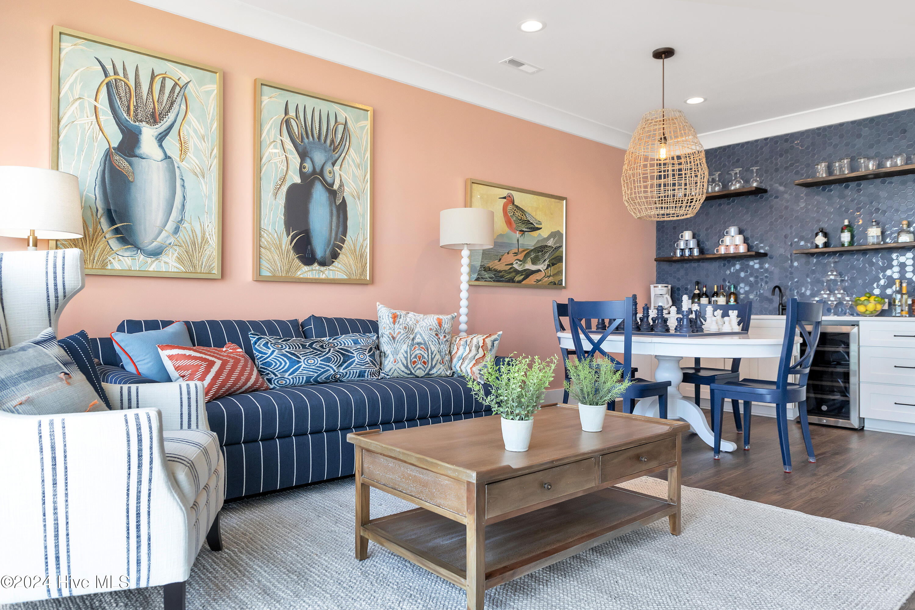 100563556 | Photo 12