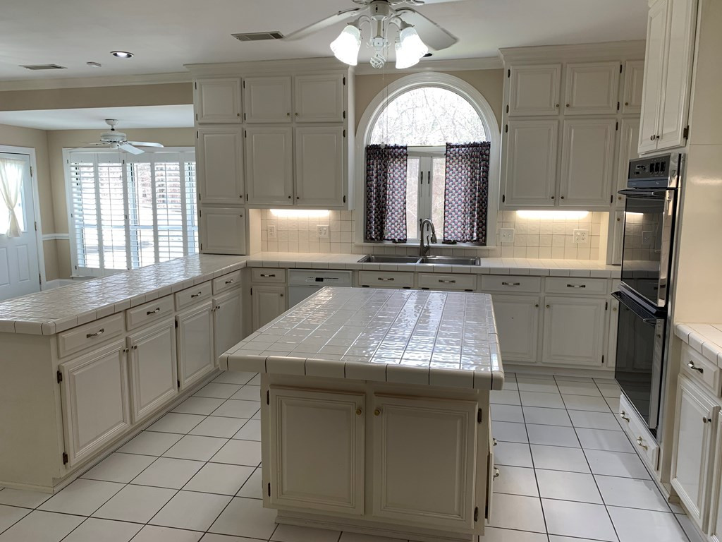 3050 Surrey Road, Thomson, GA 30824 Listing Photo  4