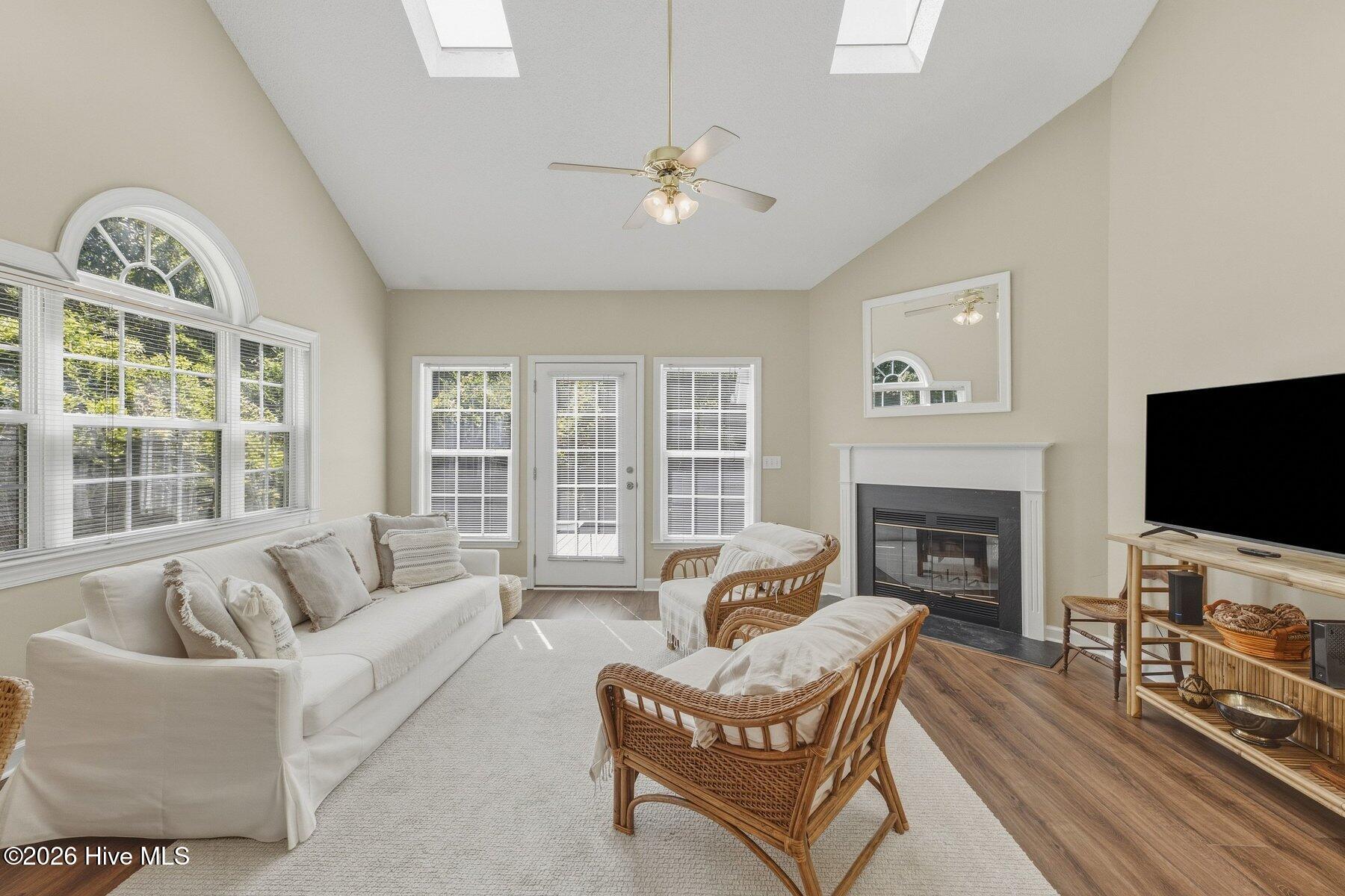 Photo 4 of Townhouse for sale at 6211 Wrightsville Ave #155, Wilmington, NC 28403 | MLS# 100604789 | Listing updated on 2026-09-19