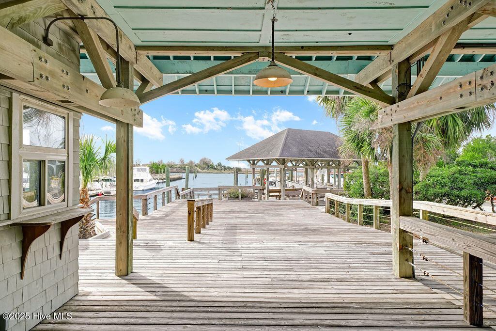 100504453 | Photo 62