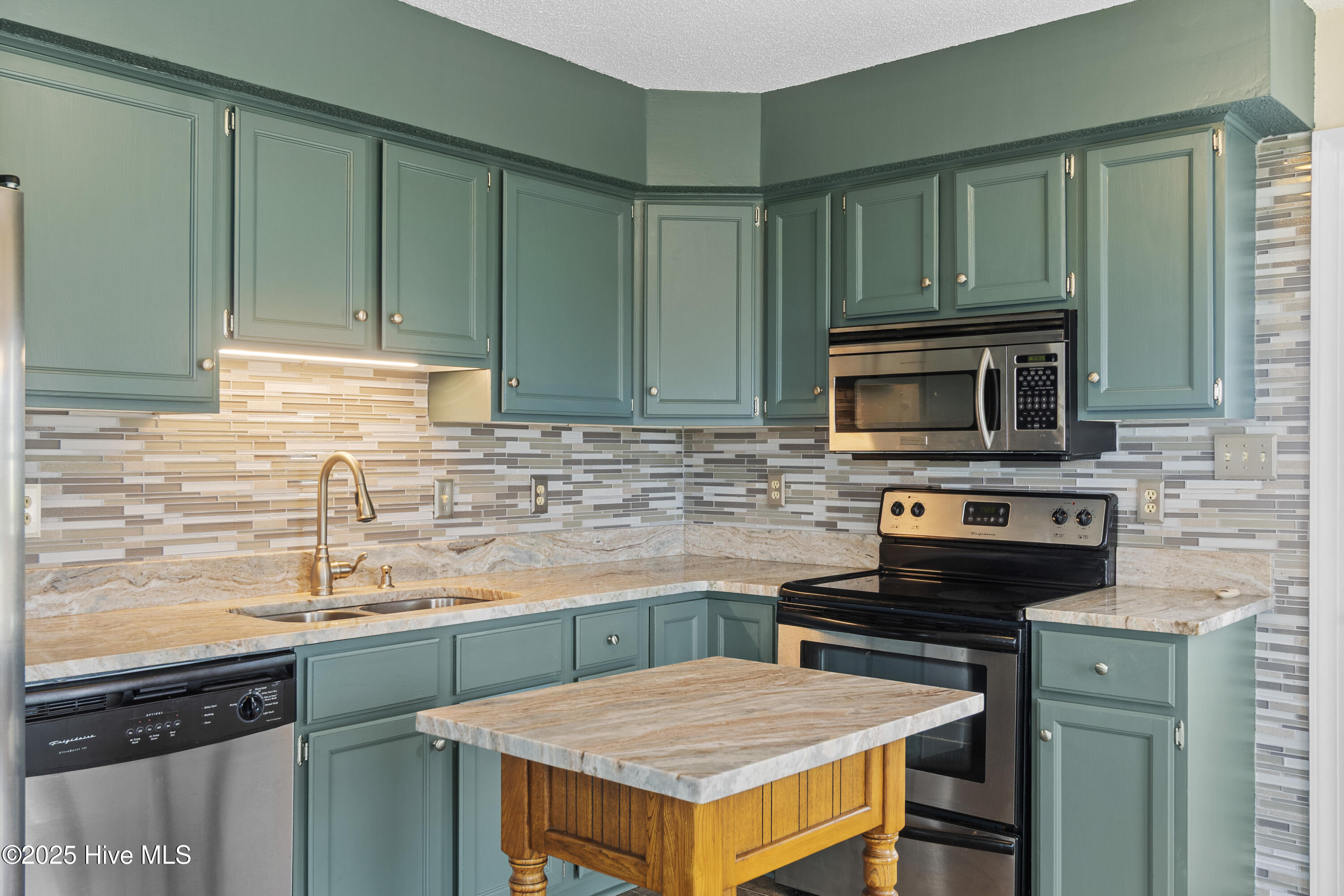 112 Dolphin Bay Estates, Cedar Point, NC, 28584