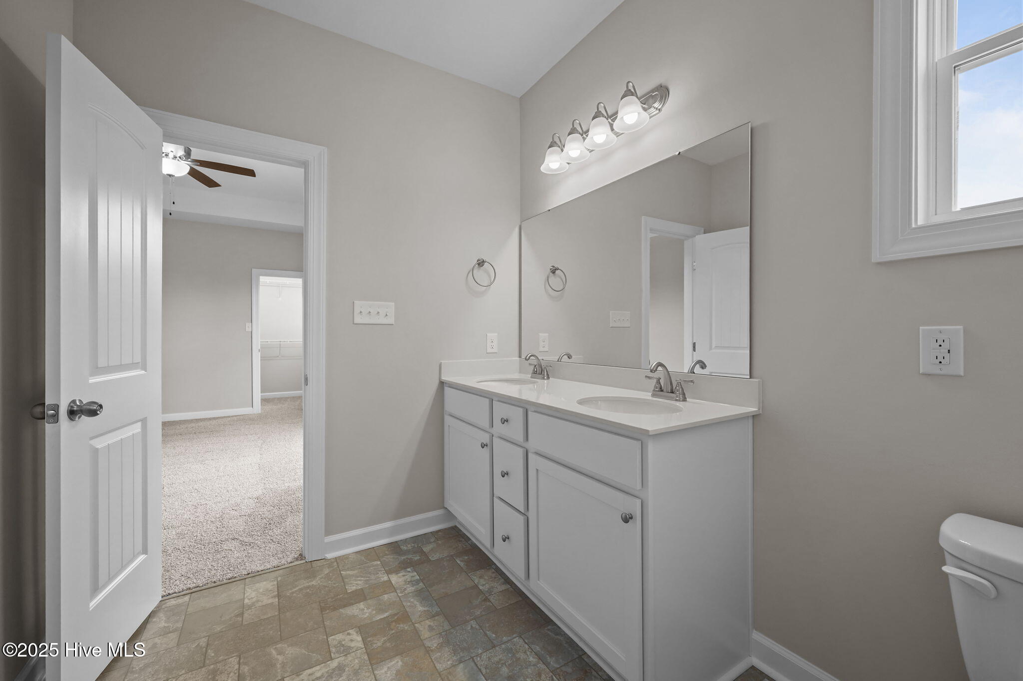 100504160 | Photo 20