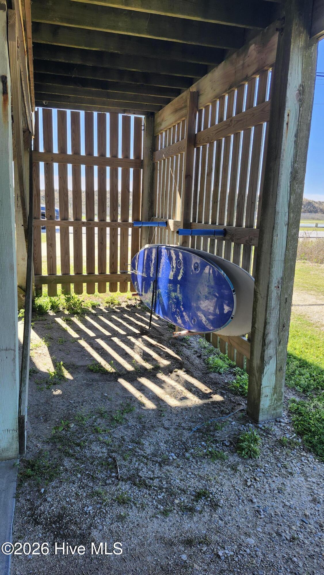 100563924 | Photo 31