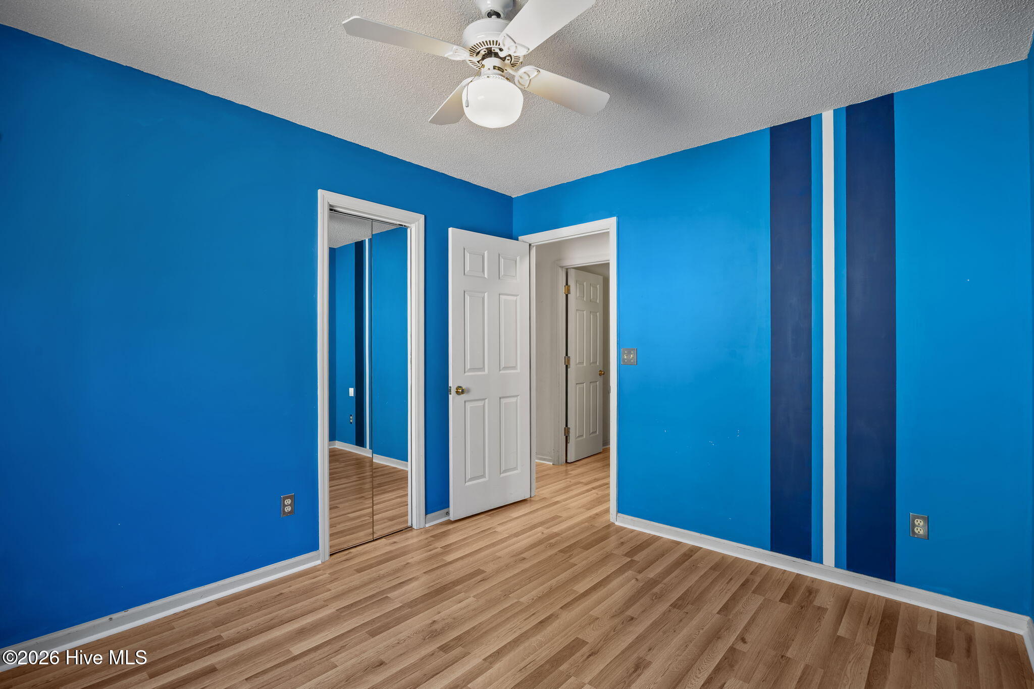 100558254 | Photo 21