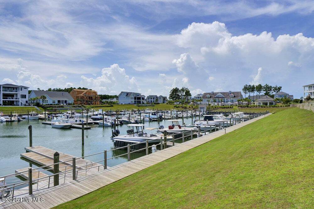 100520014 | Photo 61