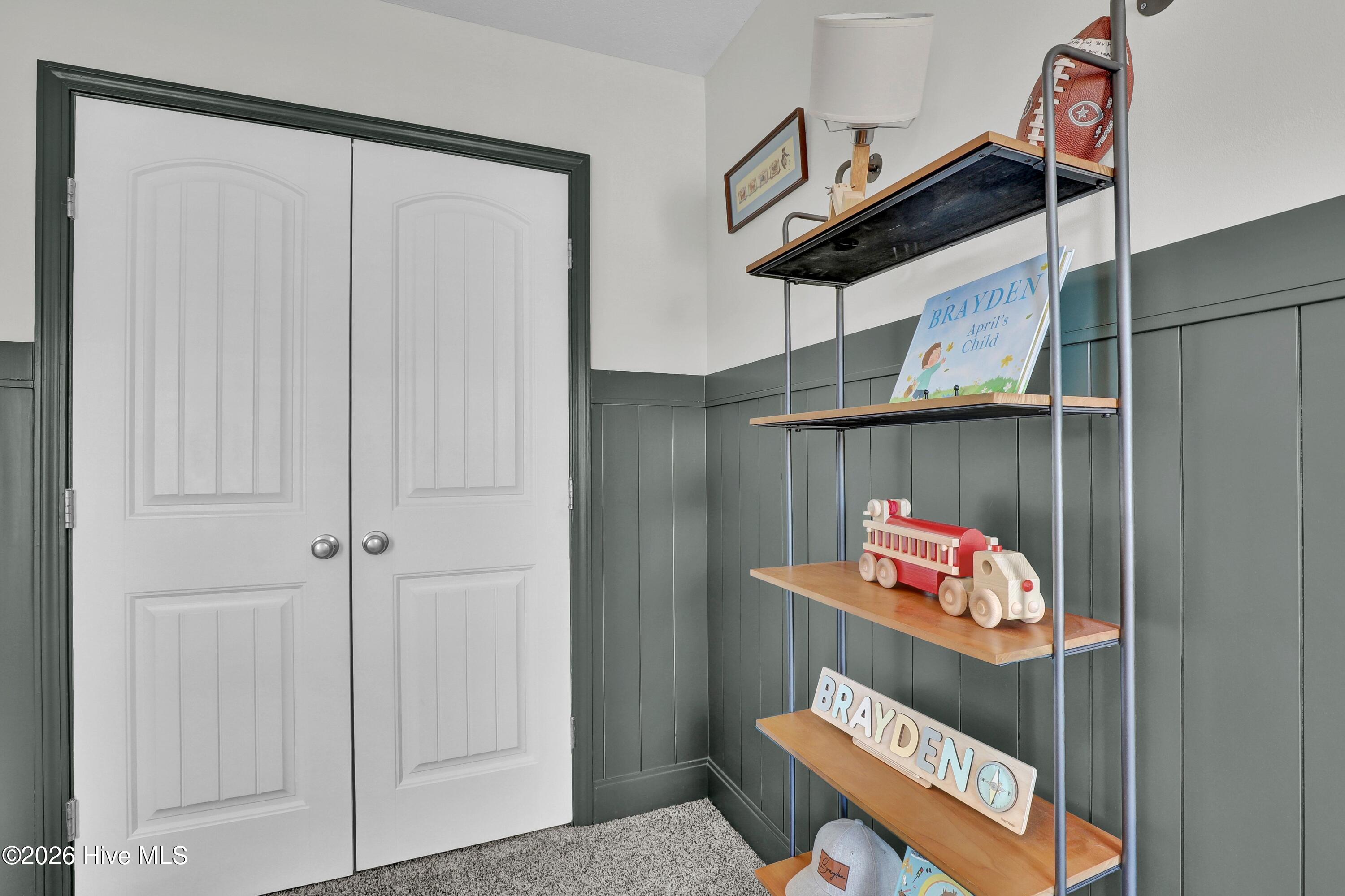 100553474 | Photo 38