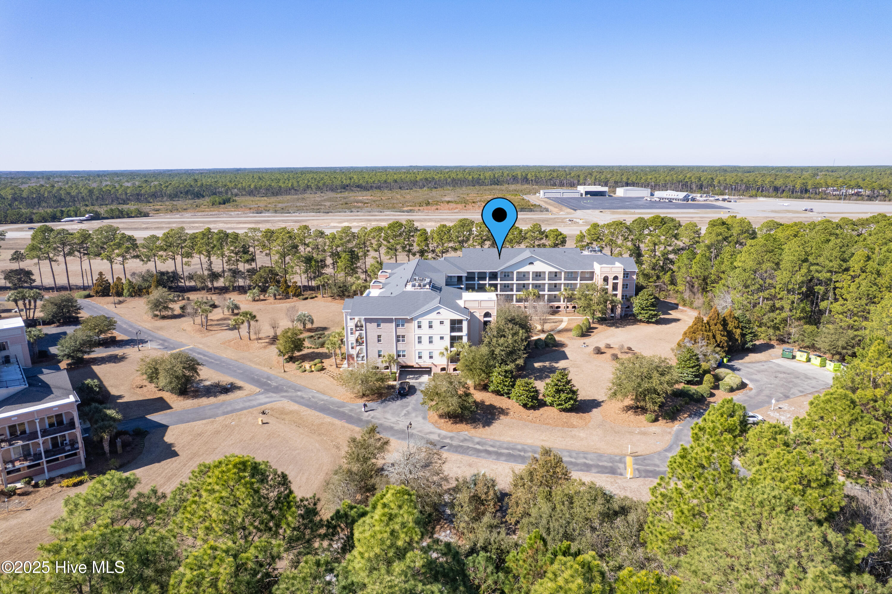 100558895 | Photo 86