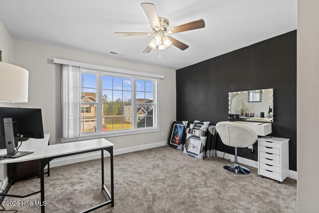 100565608 | Photo 30