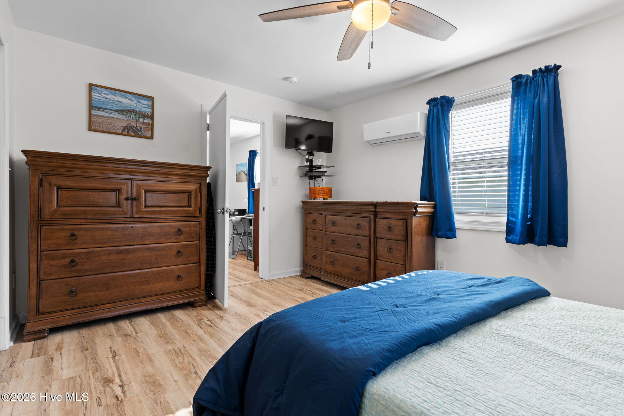 100546377 | Photo 12