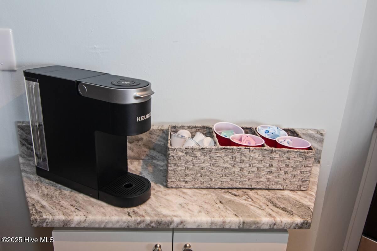 100531007 | Photo 20