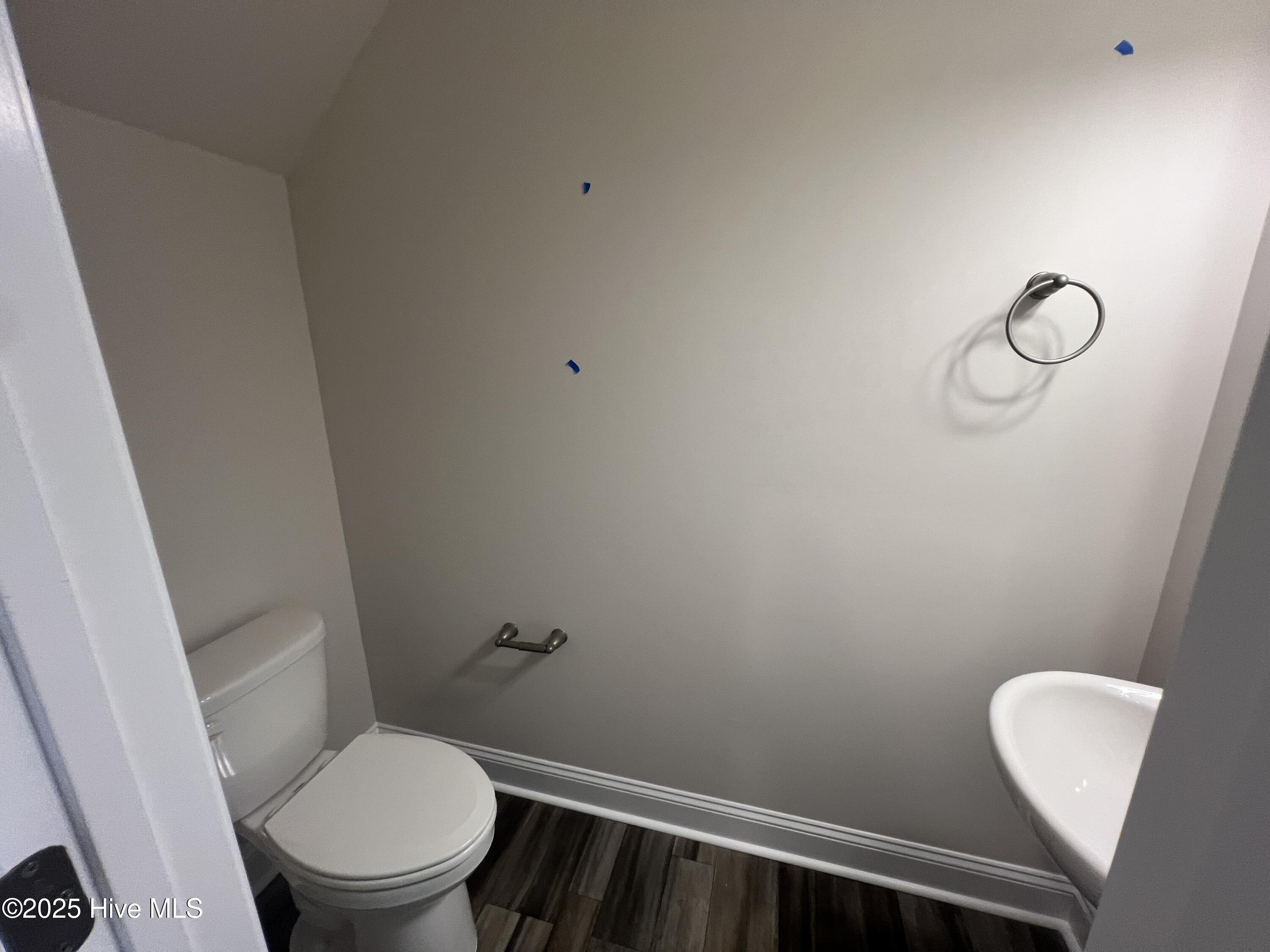 100505781 | Photo 13