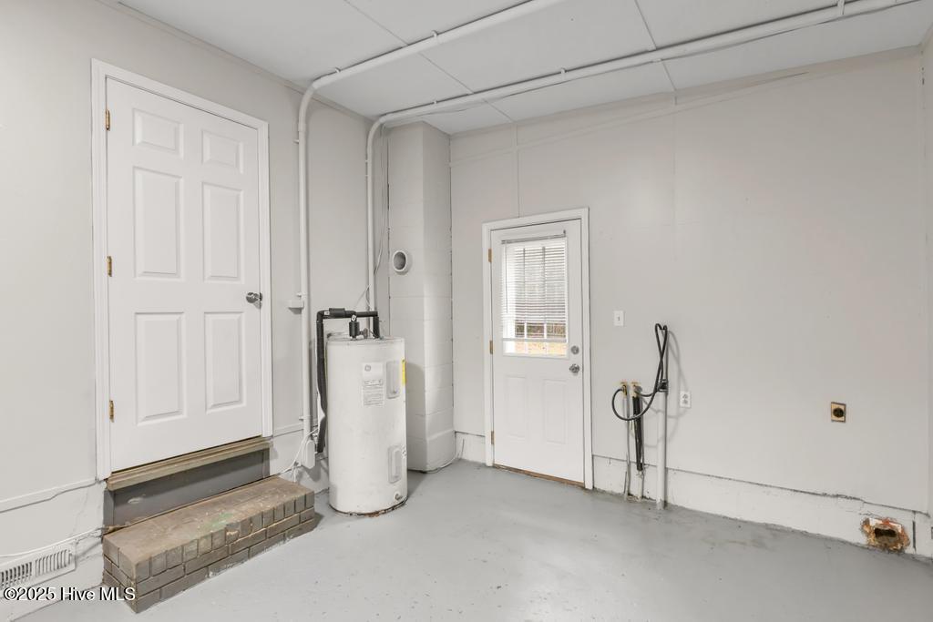 100537299 | Photo 27