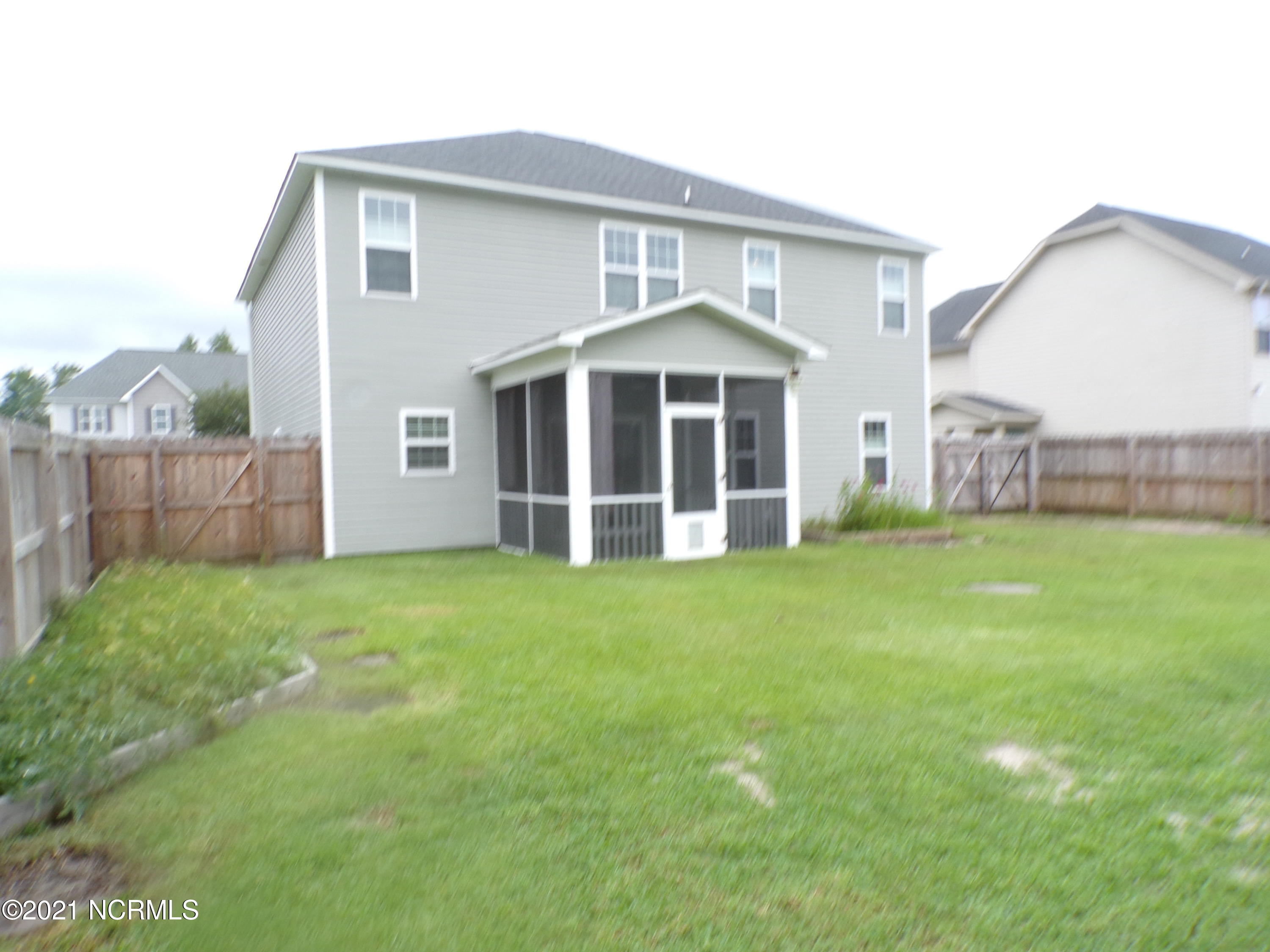 100559579 | Photo 67