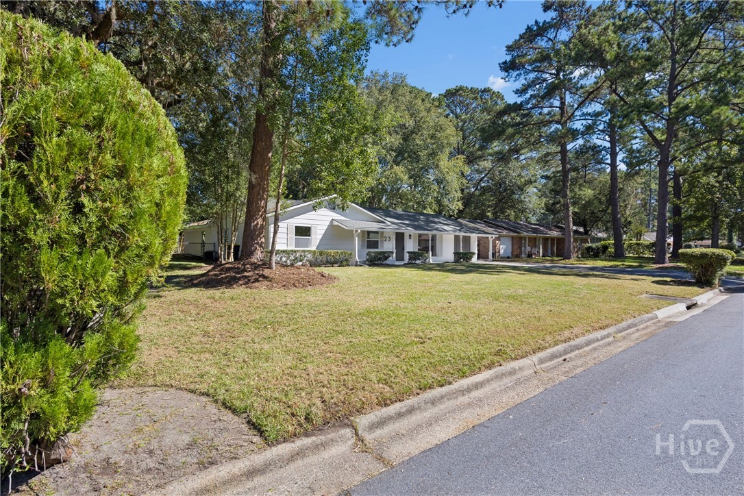 Photo 3 of Single family home for sale at 23 Canterbury Cir, Savannah, GA 31419 | MLS# SA366939 | Listing updated on 2026-10-28